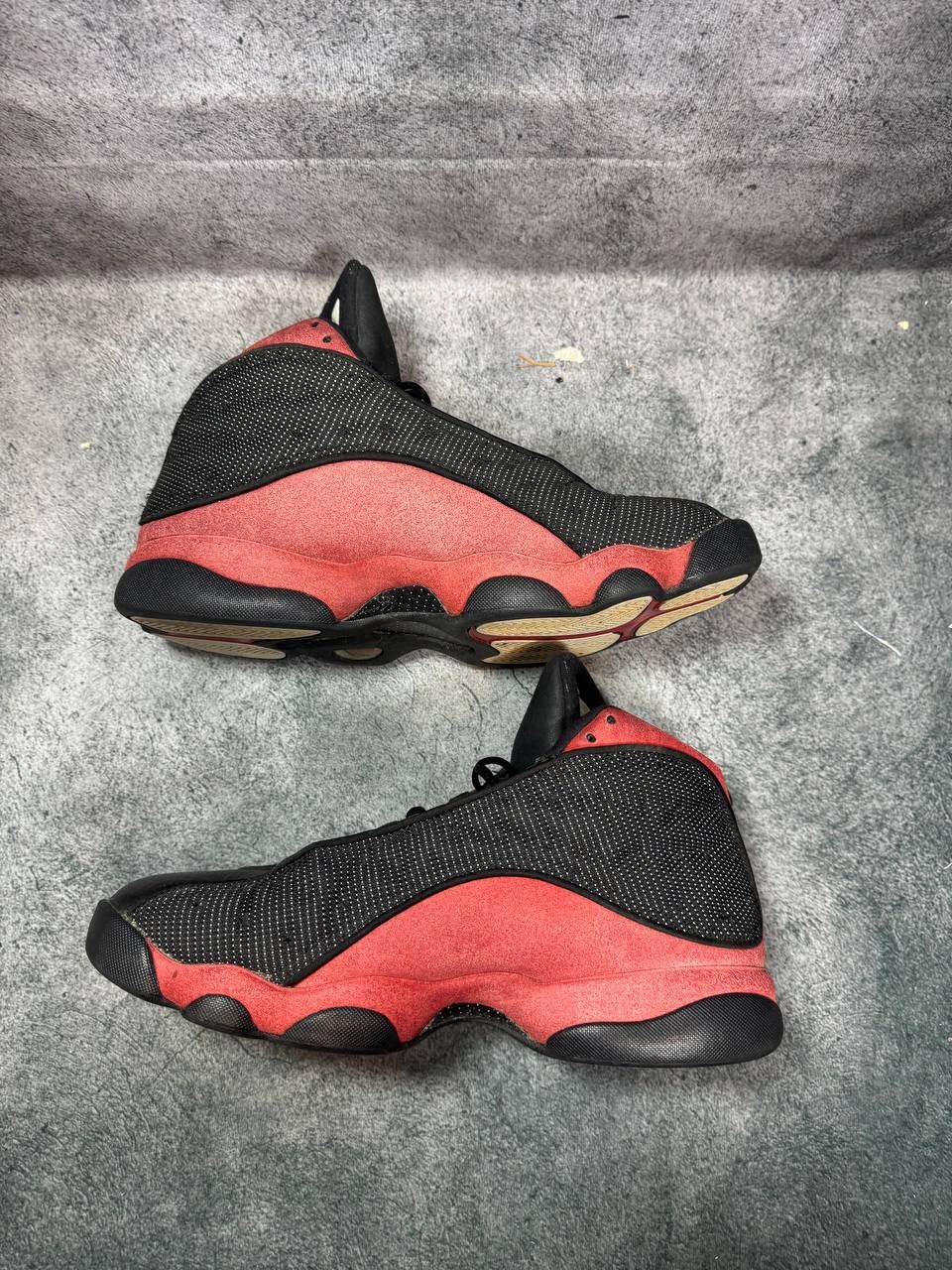 Jordan Brand Size 11 | Jordan 13 Bred No Box | Pre-Owned Size US 11 / EU 44 - 7 Thumbnail