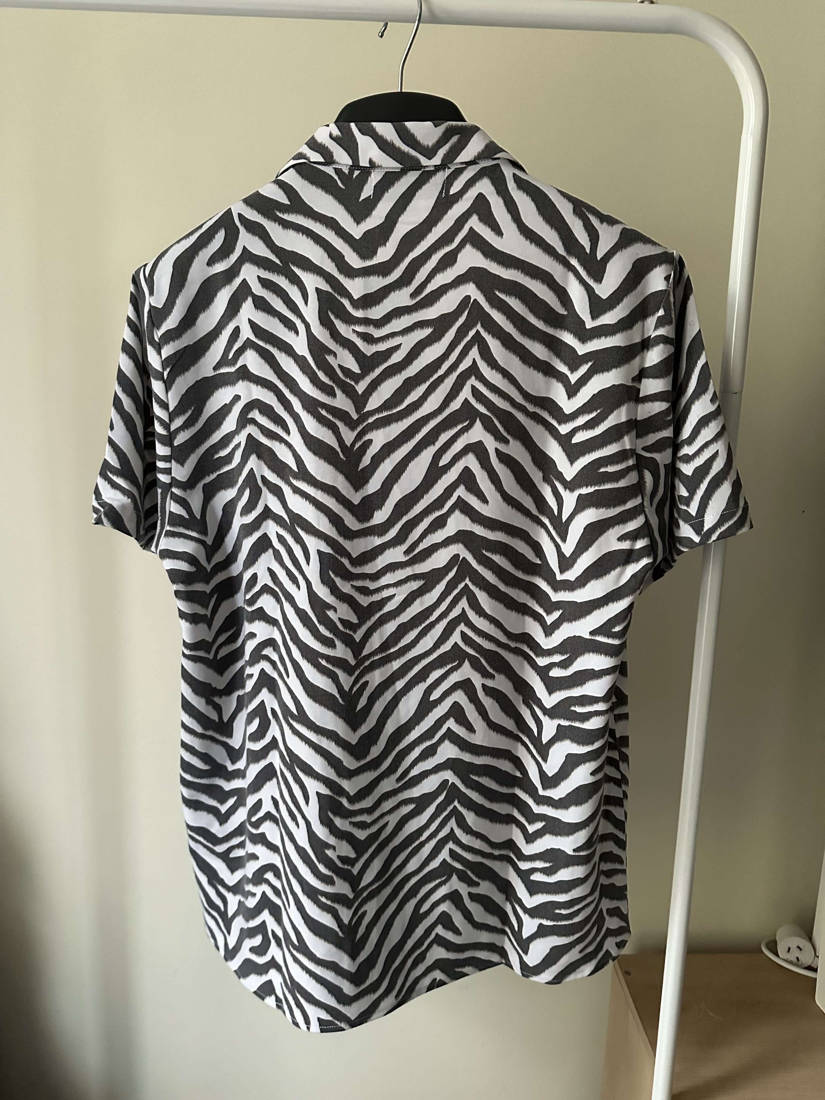 Other OVERSIZE VACATION SHIRT WITH ZEBRA PRINT Size US M / EU 48-50 / 2 - 2 Thumbnail