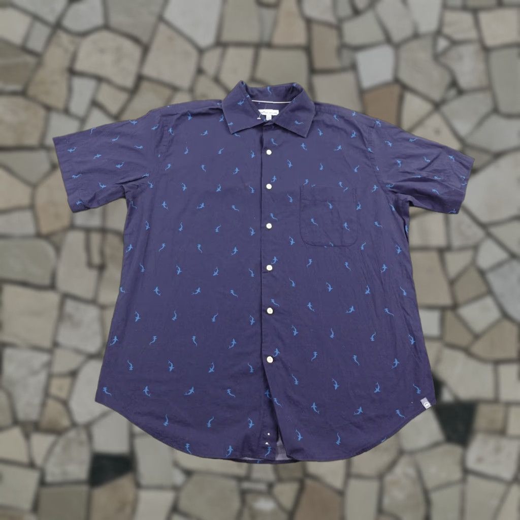 Peter Millar VINTAGE? (No) Peter Millar Shirt Men Large Navy Blue Shark Print Performance Flex Button-Up Short Sleeve Adult Large Blue Shark Beach Casual Travel Size US L / EU 52-54 / 3 - 1 Thumbnail