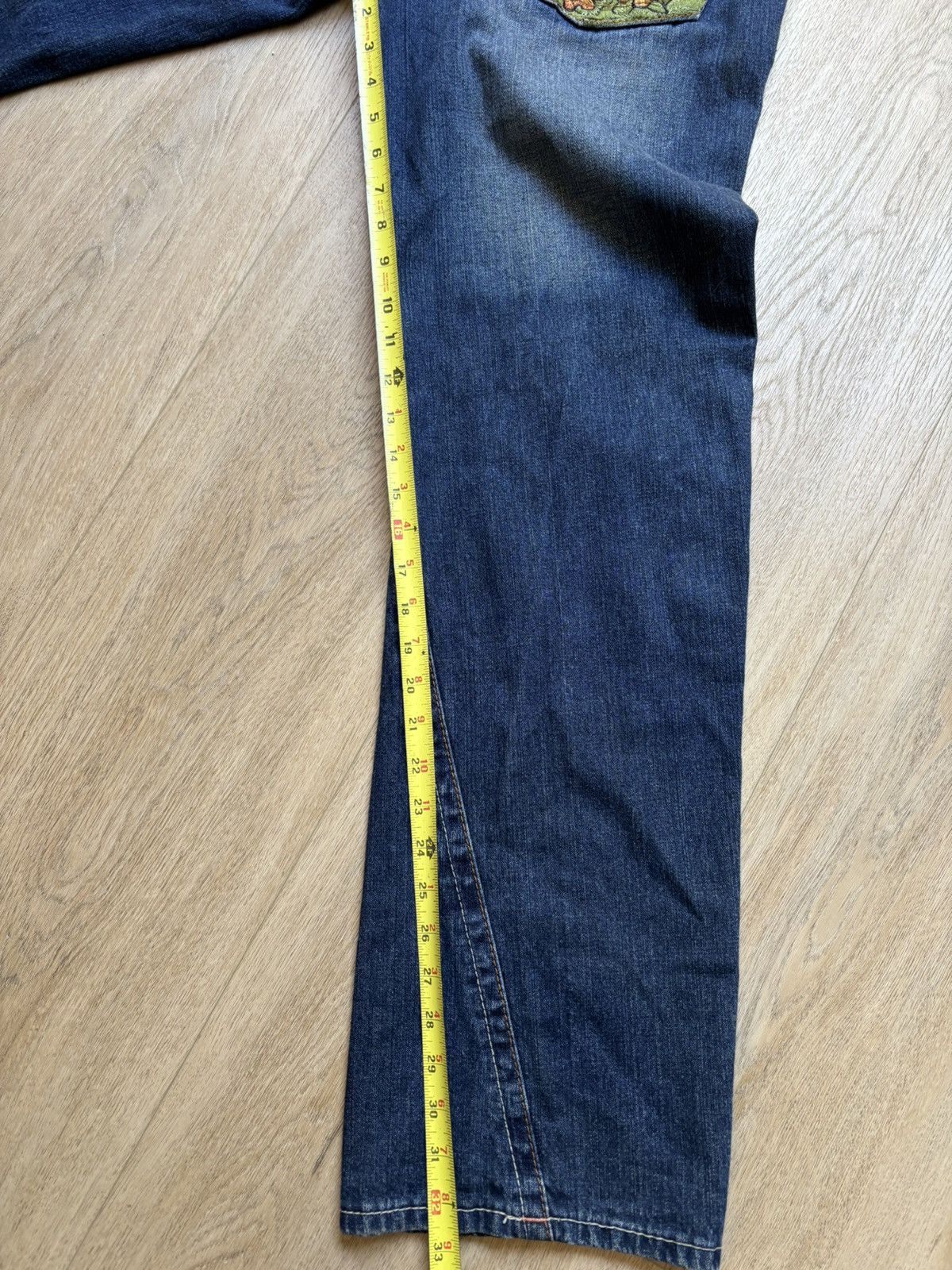 True Religion True Religion STRAIGHT Distressed Thick Stitch made USA 34 Size US 34 / EU 50 - 3 Thumbnail