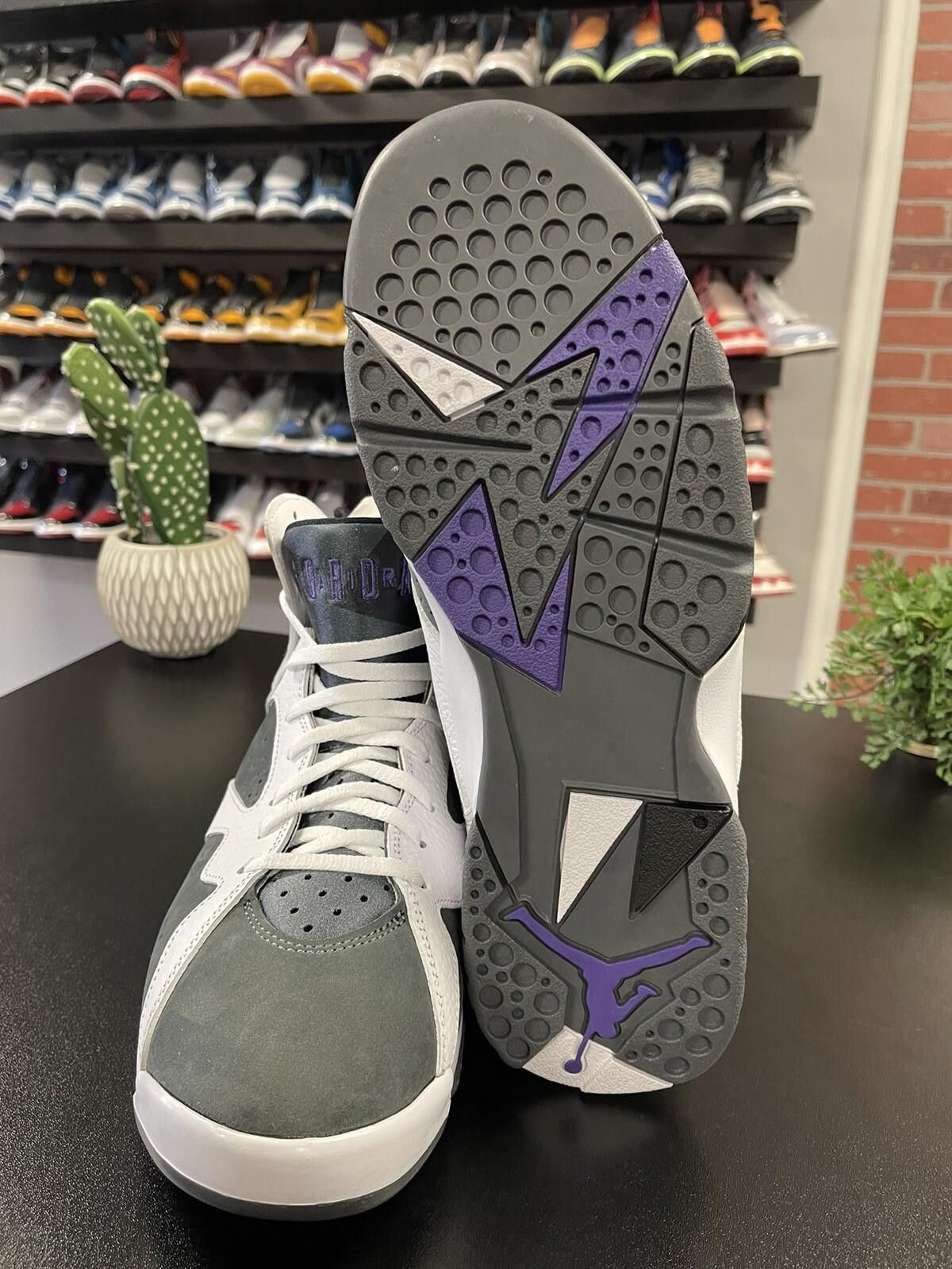 Jordan Brand Size 11.5 - Air Jordan 7 Retro Flint 2021 - CU9307-100 Size US 11.5 / EU 44-45 - 7 Thumbnail