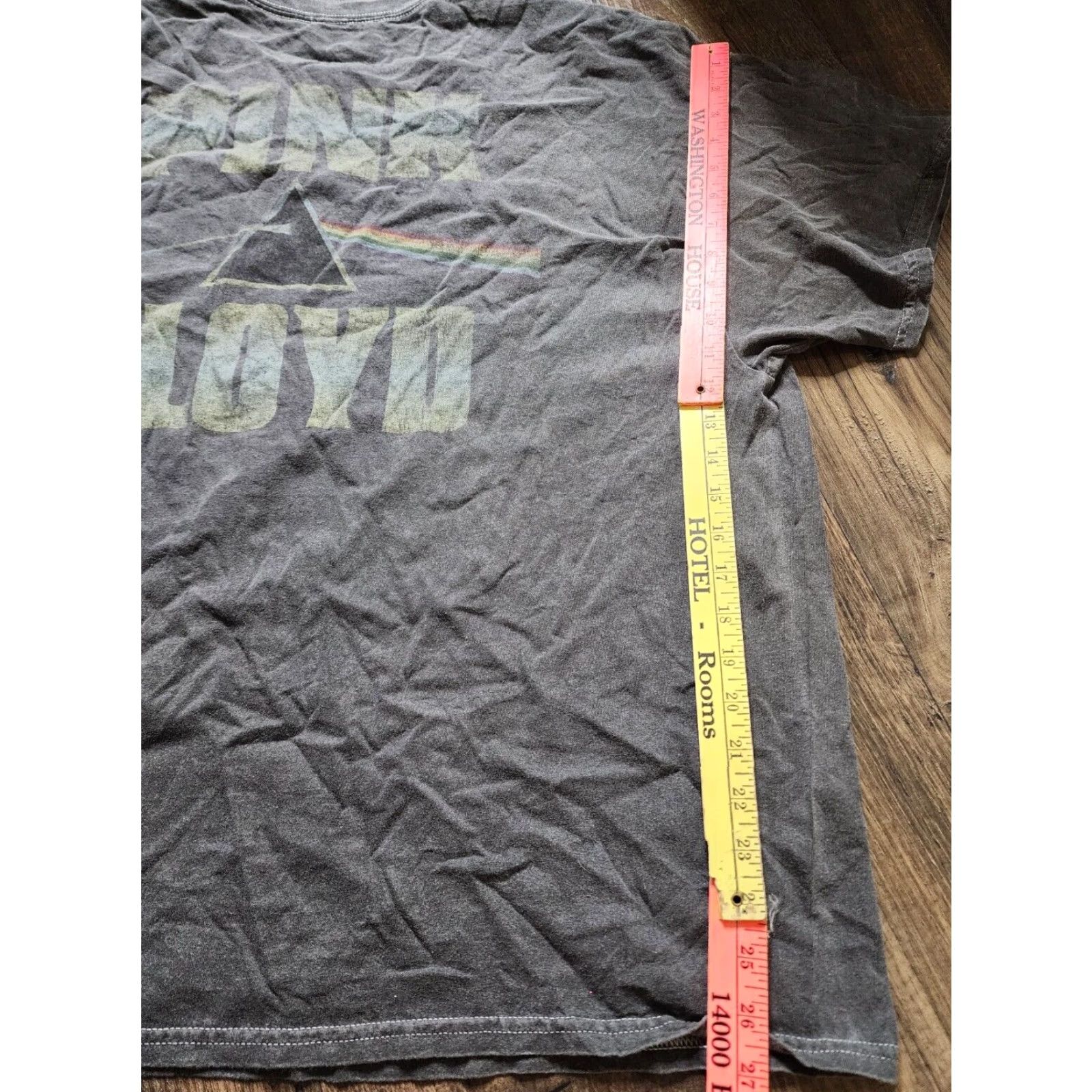 Vintage VINTAGE Pink Floyd Grunge Oversized Long Sleeve T-Shirt 2XL Gray Graphic 80s Music Unisex Adults Size US XXL / EU 58 / 5 - 5 Thumbnail