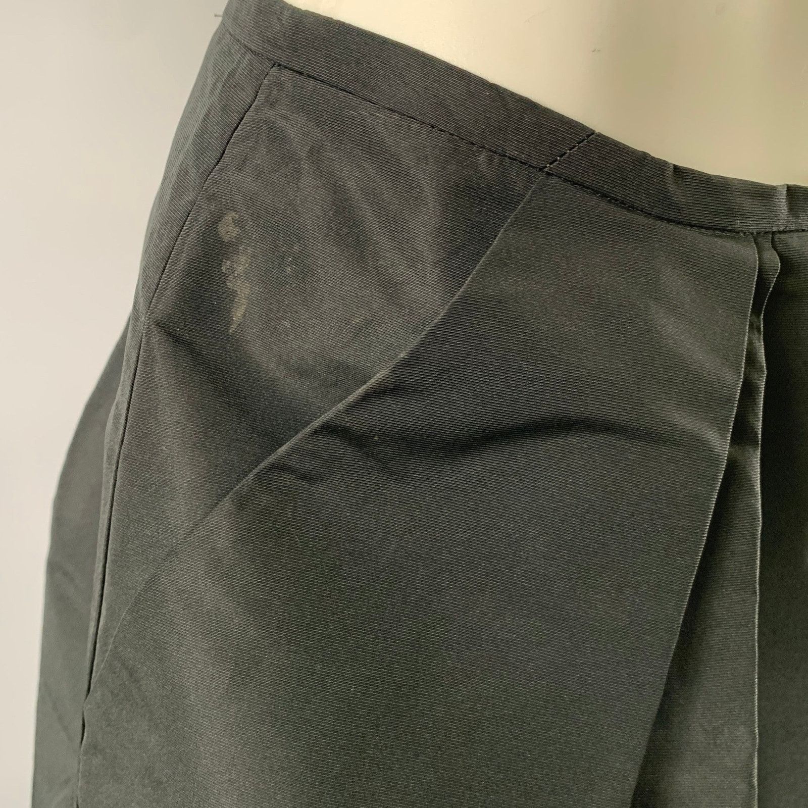 Miu Miu MIU MIU Size 0 Black Nylon Blend High Waisted Mini Skirt Size 25" / US 0 / IT 36 - 2 Thumbnail