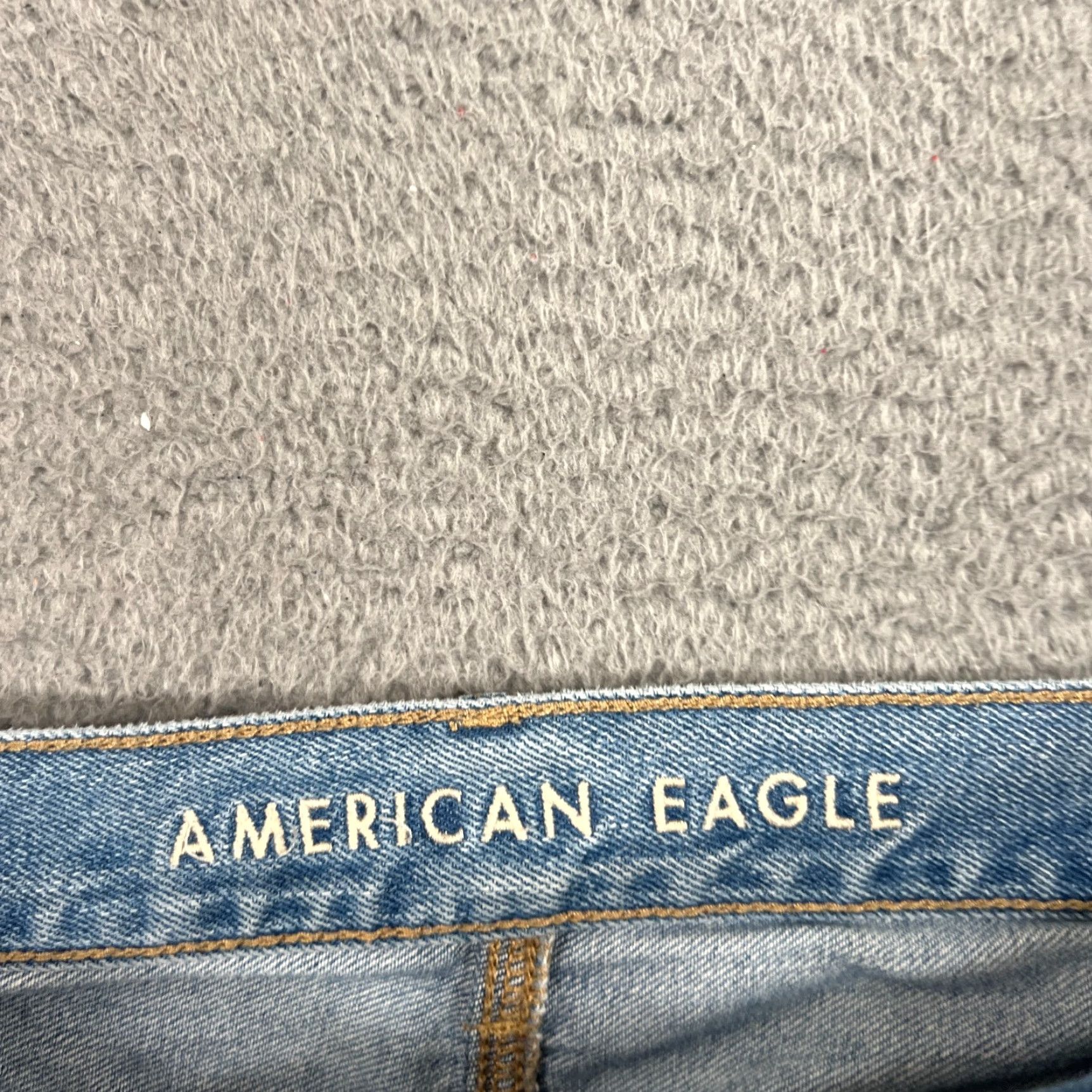 American Eagle Outfitters VINTAGE American Eagle Women's Mom Jeans Size 4 Regular Light Wash Stretch Denim Blue 28in Waist Size 27" / US 4 / IT 40 - 7 Thumbnail