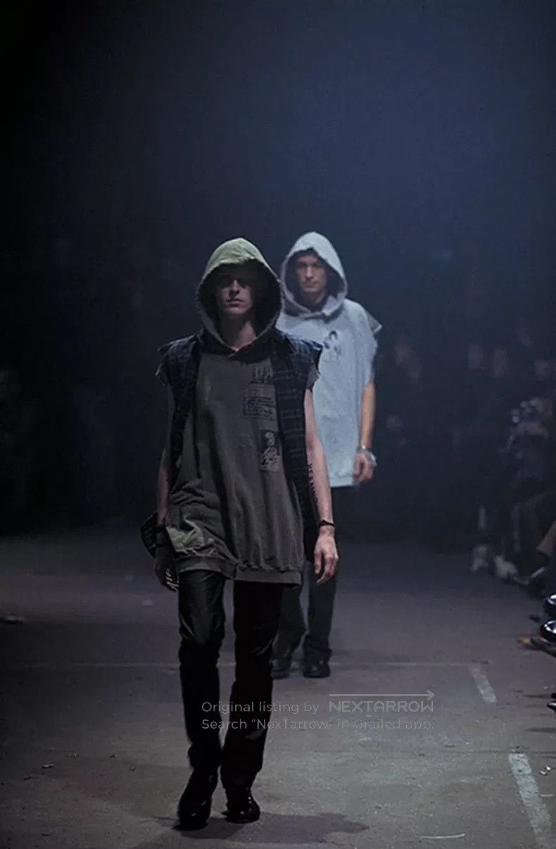 Raf Simons Raf Simons Sleeveless off-the-shoulder Archive Size US S / EU 44-46 / 1 - 7 Thumbnail