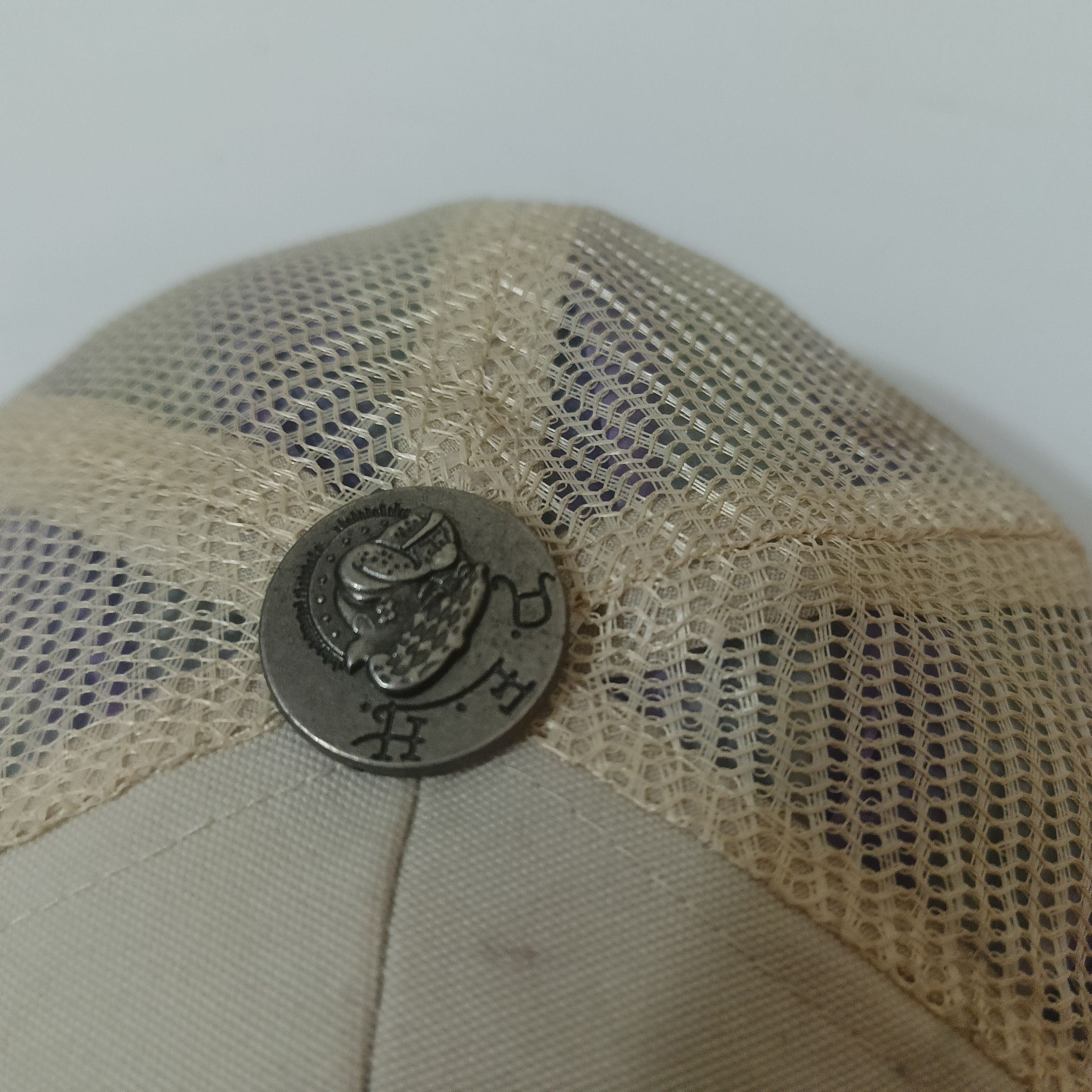 Designer × Japanese Brand Distressed trucker cap inspired ed hardy trucker cap Size ONE SIZE - 4 Thumbnail