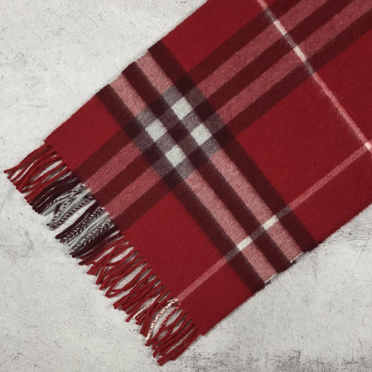 Burberry Burberry Cashmere Scarf Red Nova Check Size ONE SIZE - 11 Thumbnail