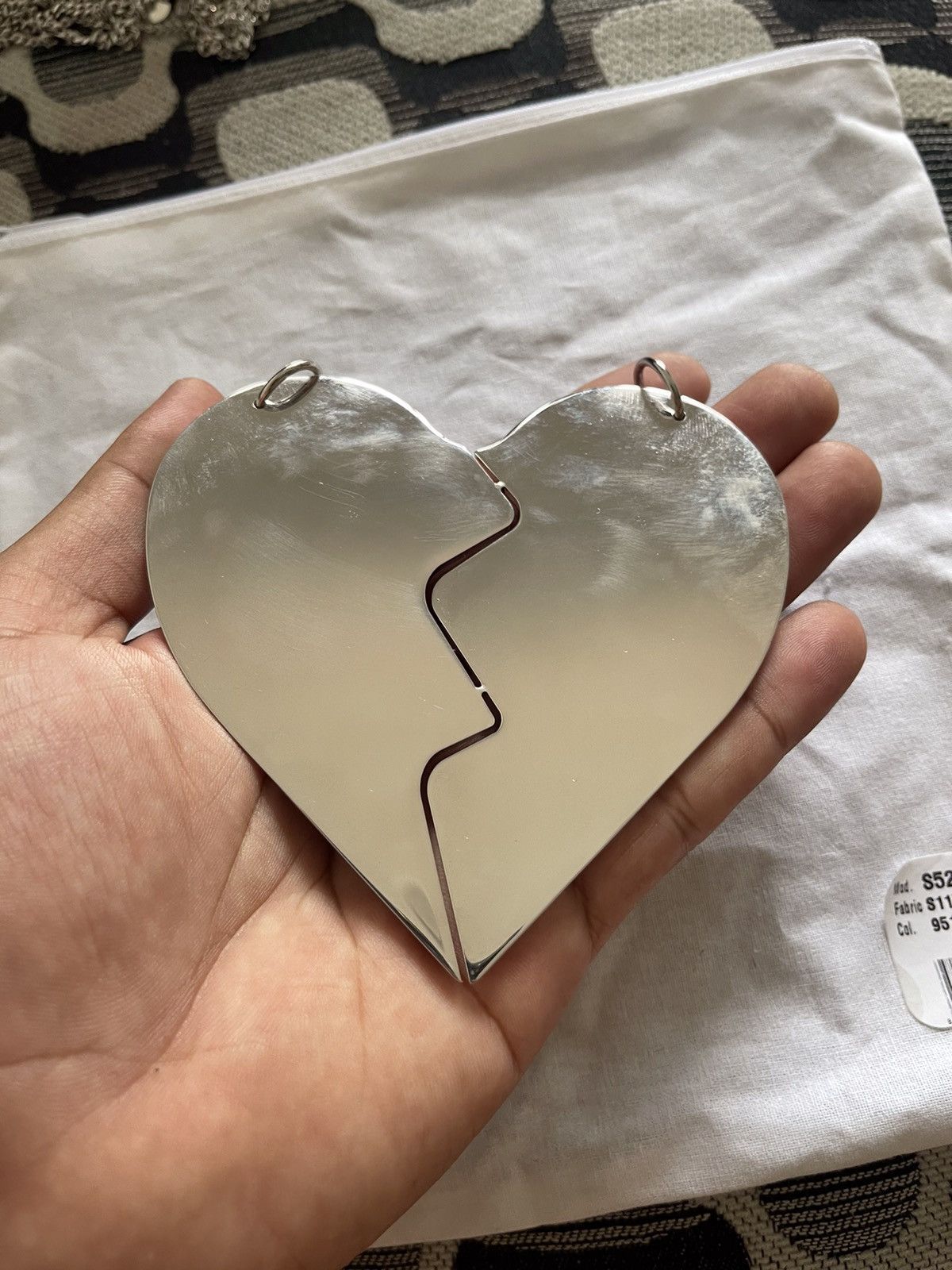 Maison Margiela Maison Margiela Oversized Broken Heart Necklace Size ONE SIZE - 7 Thumbnail