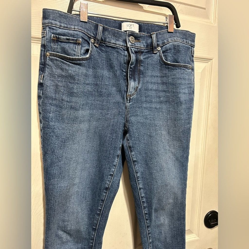 Loft LOFT blue petite high-waisted skinny ankle jeans Size 10 Size 32" / US 10 / IT 46 - 4 Thumbnail
