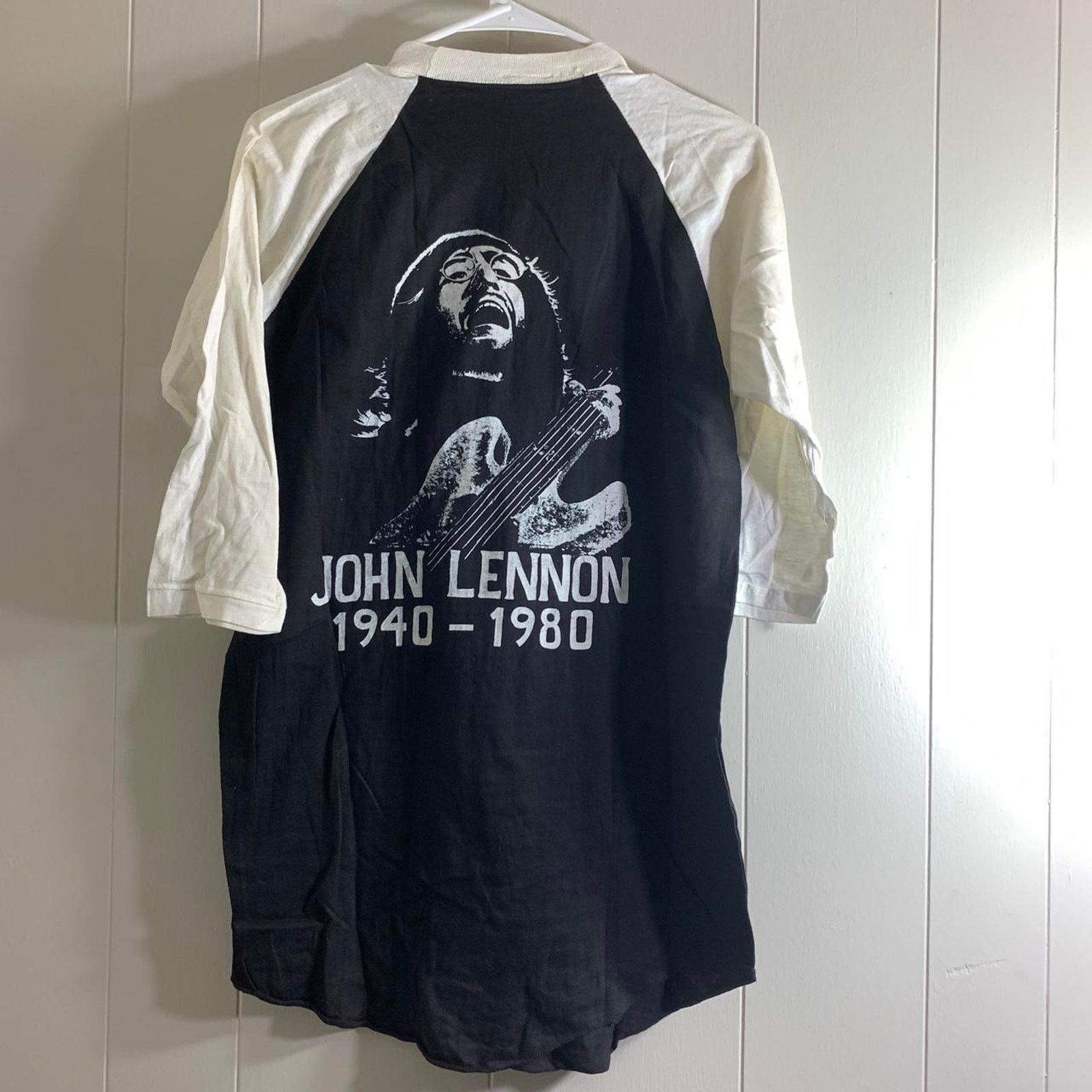 Vintage 1980 BEATLES JOHN LENNON Memorial raglan baseball jersey tee Size US L / EU 52-54 / 3 - 6 Thumbnail