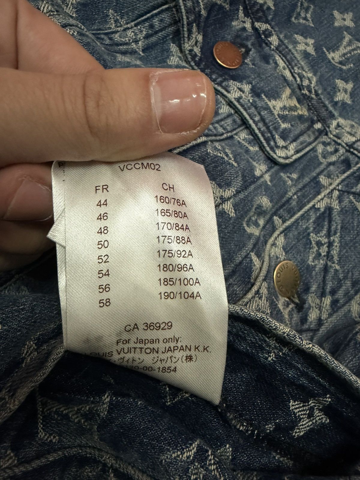 Louis Vuitton × Supreme LOUIS VUITTON X SUPREME DENIM JACKET Size US L / EU 52-54 / 3 - 9 Thumbnail