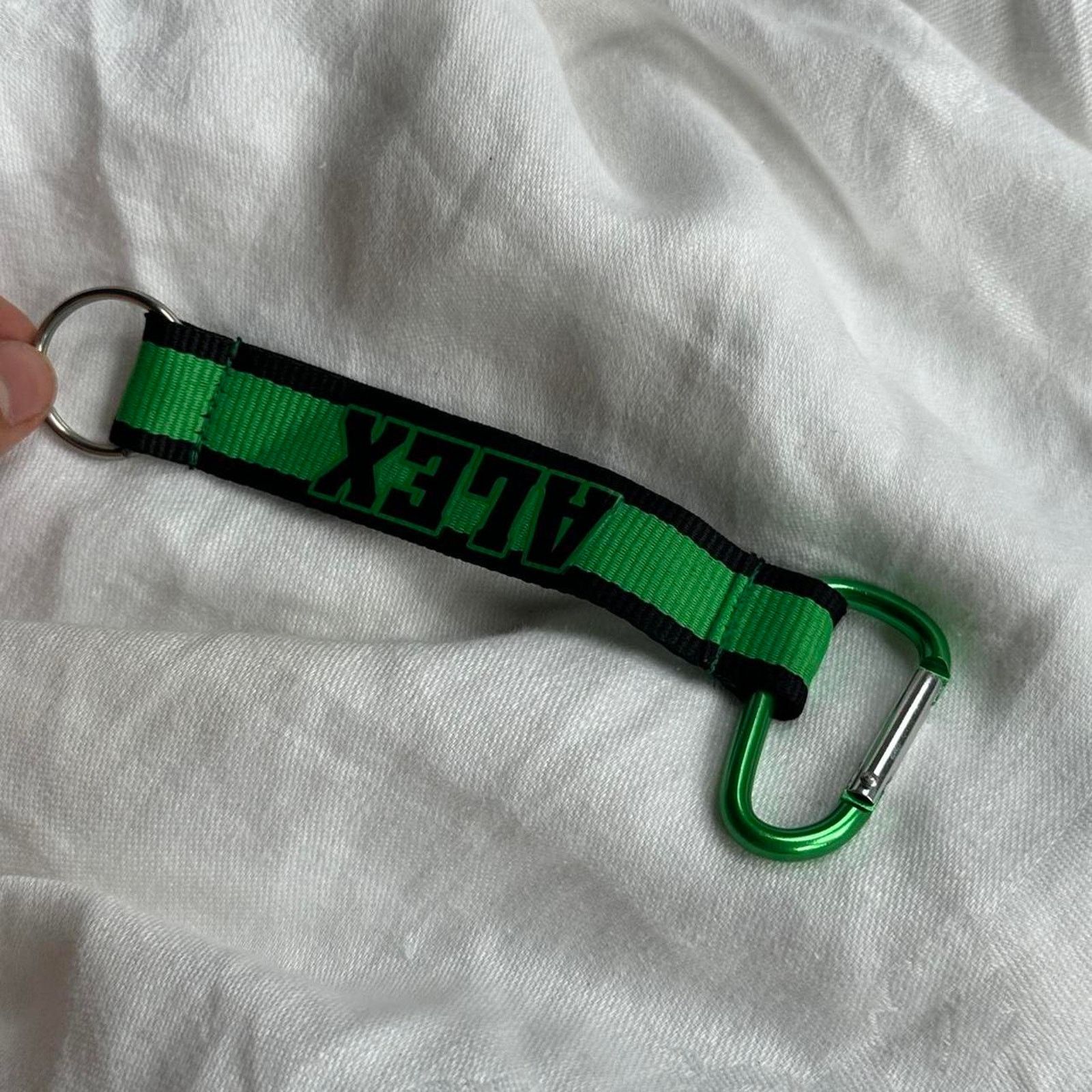 Other × Vintage Vintage Green Y2K Alex Keychain Carabiner Striped Accessory Size ONE SIZE - 4 Thumbnail