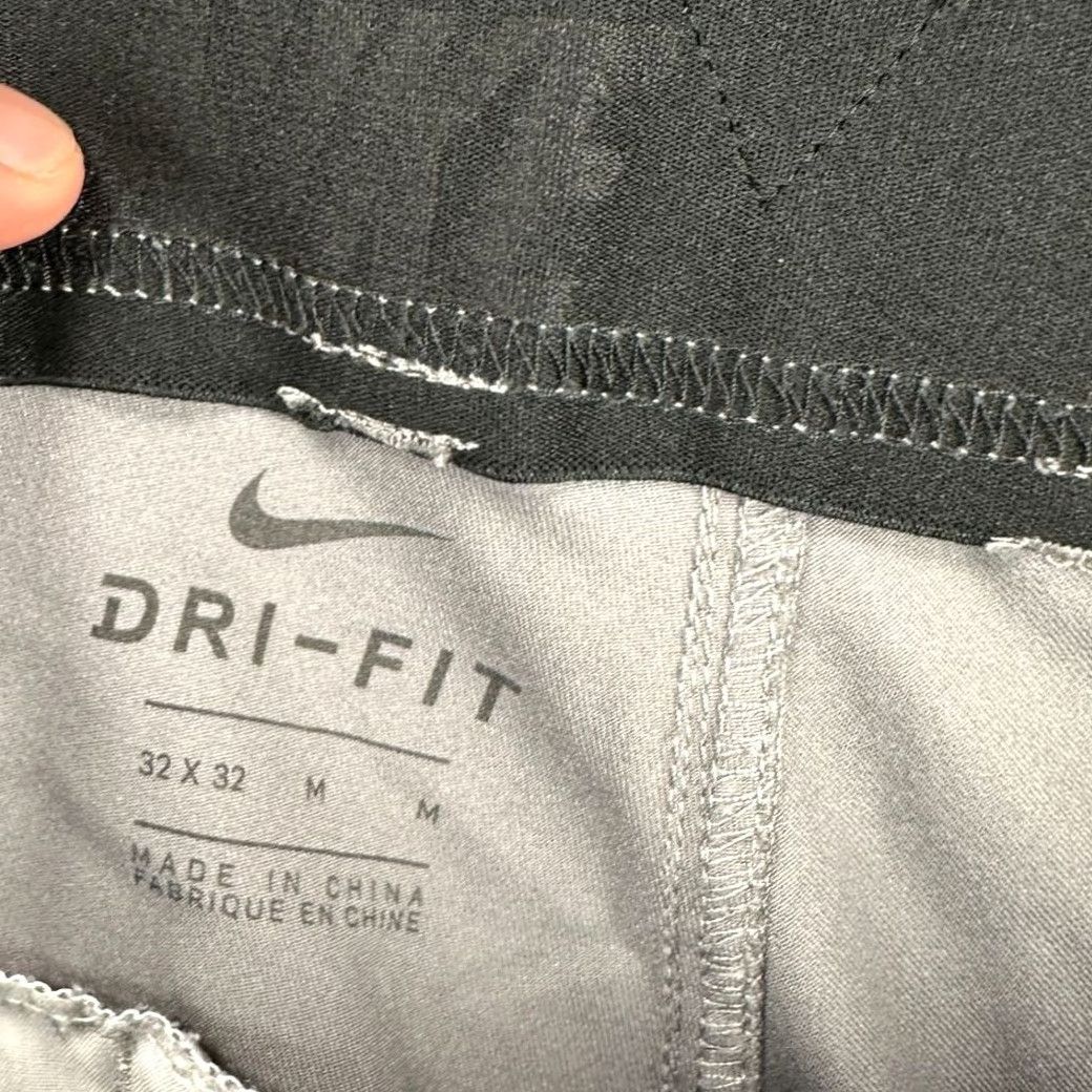 Nike Nike Dri-Fit Golf Chino Pants Mens 32X32 Gray Flat Front Straight Leg Pocket Size US 32 / EU 48 - 4 Thumbnail