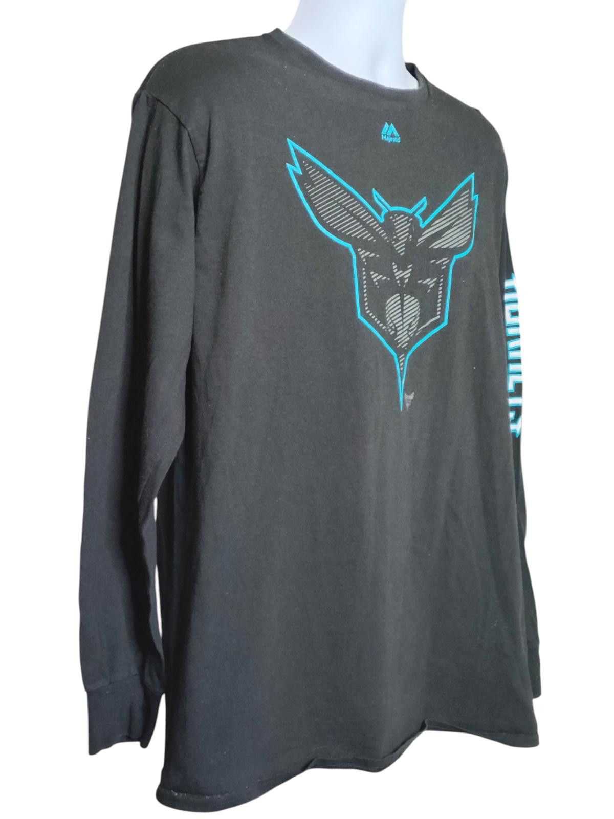 Majestic Majestic Charlotte Hornets Long Sleeve T-Shirt Size US XL / EU 56 / 4 - 4 Thumbnail