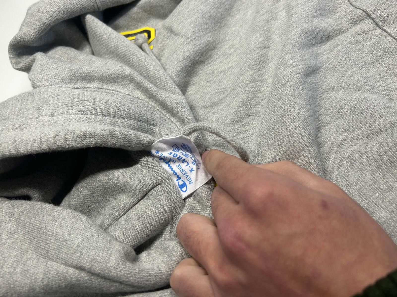 Champion Vintage FourOneTwo Grey Hoodie Yellow Logo XL Size US XL / EU 56 / 4 - 3 Thumbnail