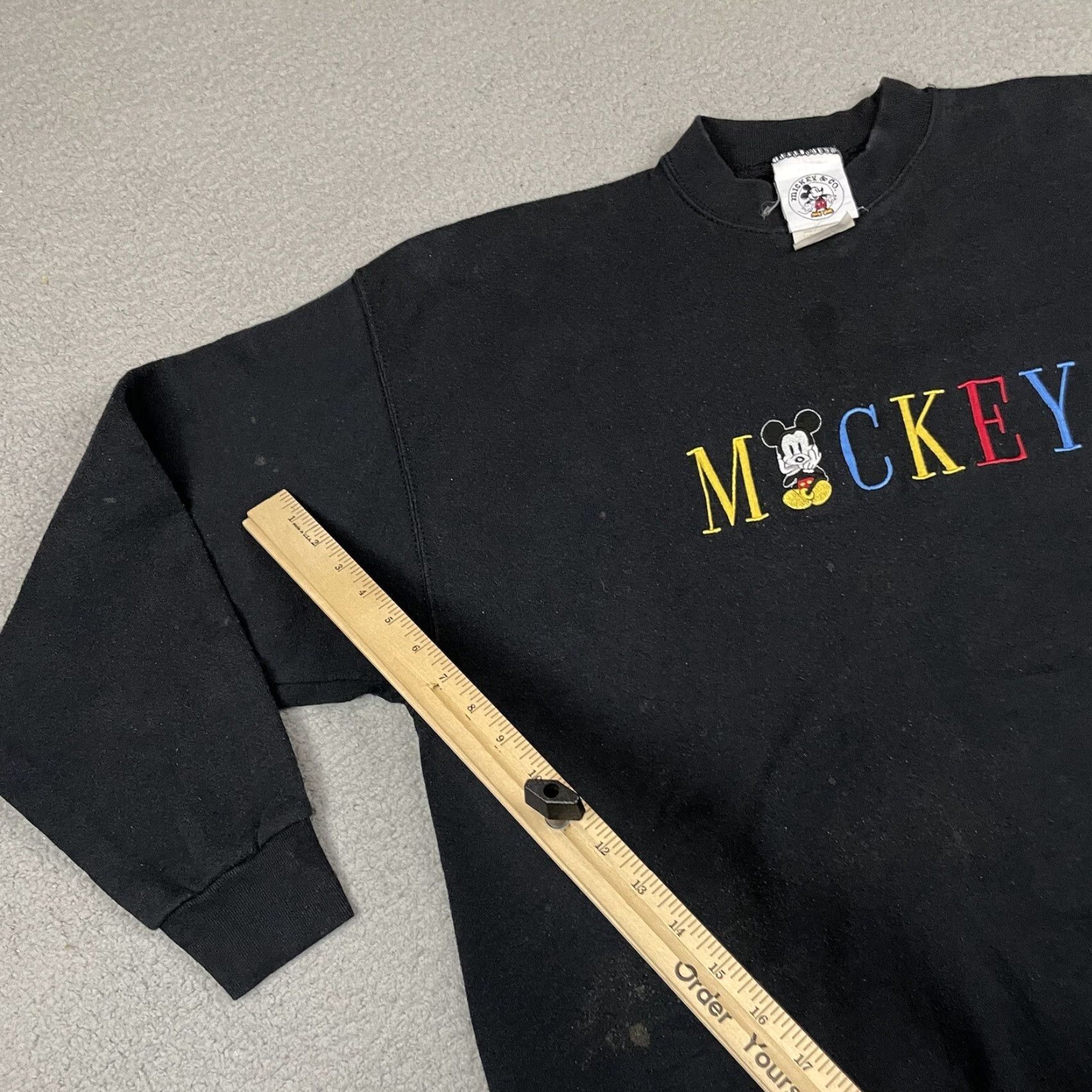 Mickey & Co. VINTAGE Disney Sweatshirt Adult XL Black Mickey & Co. Mouse Embroidered Crewneck Size US XL / EU 56 / 4 - 7 Thumbnail