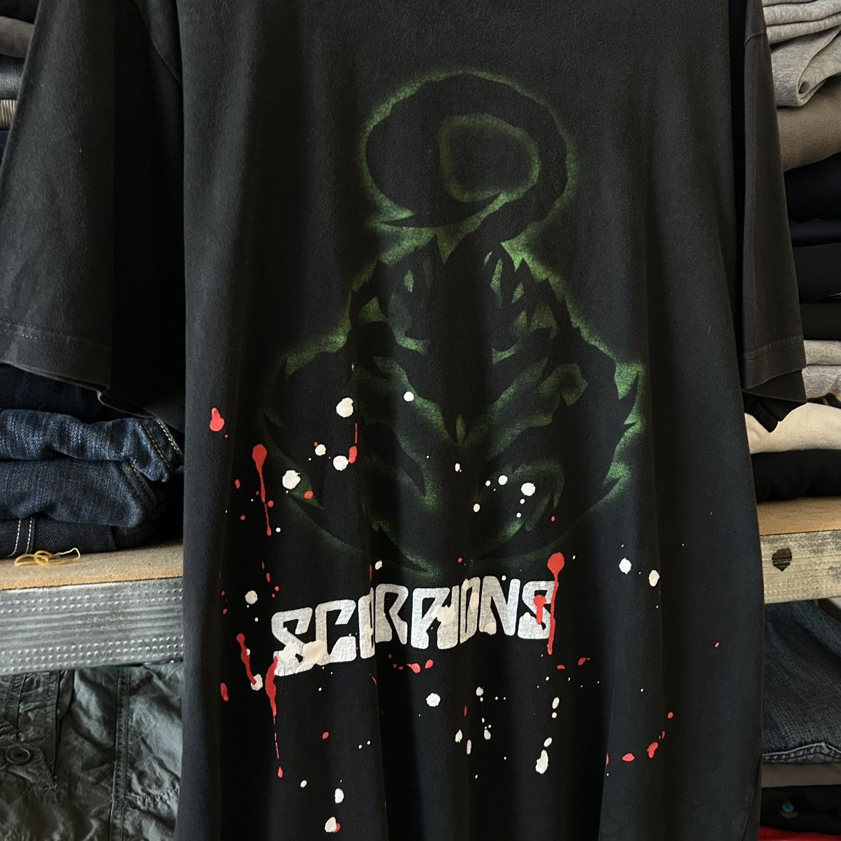 Band Tees Vintage Scorpions Big Graphic Logo 90’s Rock Band tee Size US XL / EU 56 / 4 - 2 Thumbnail