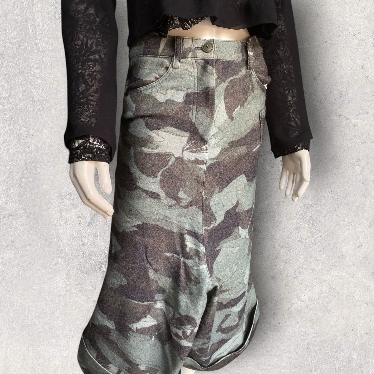 Yohji Yamamoto Regulation Wool Camo Mermaid Pants Size 30" / US 8 / IT 44 - 2 Thumbnail