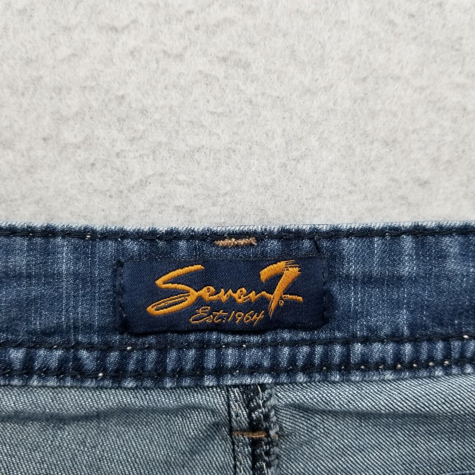 Other Seven Jeans Shorts Women 12 Blue Denim Pockets Size 34" / US 12 / IT 48 - 7 Thumbnail