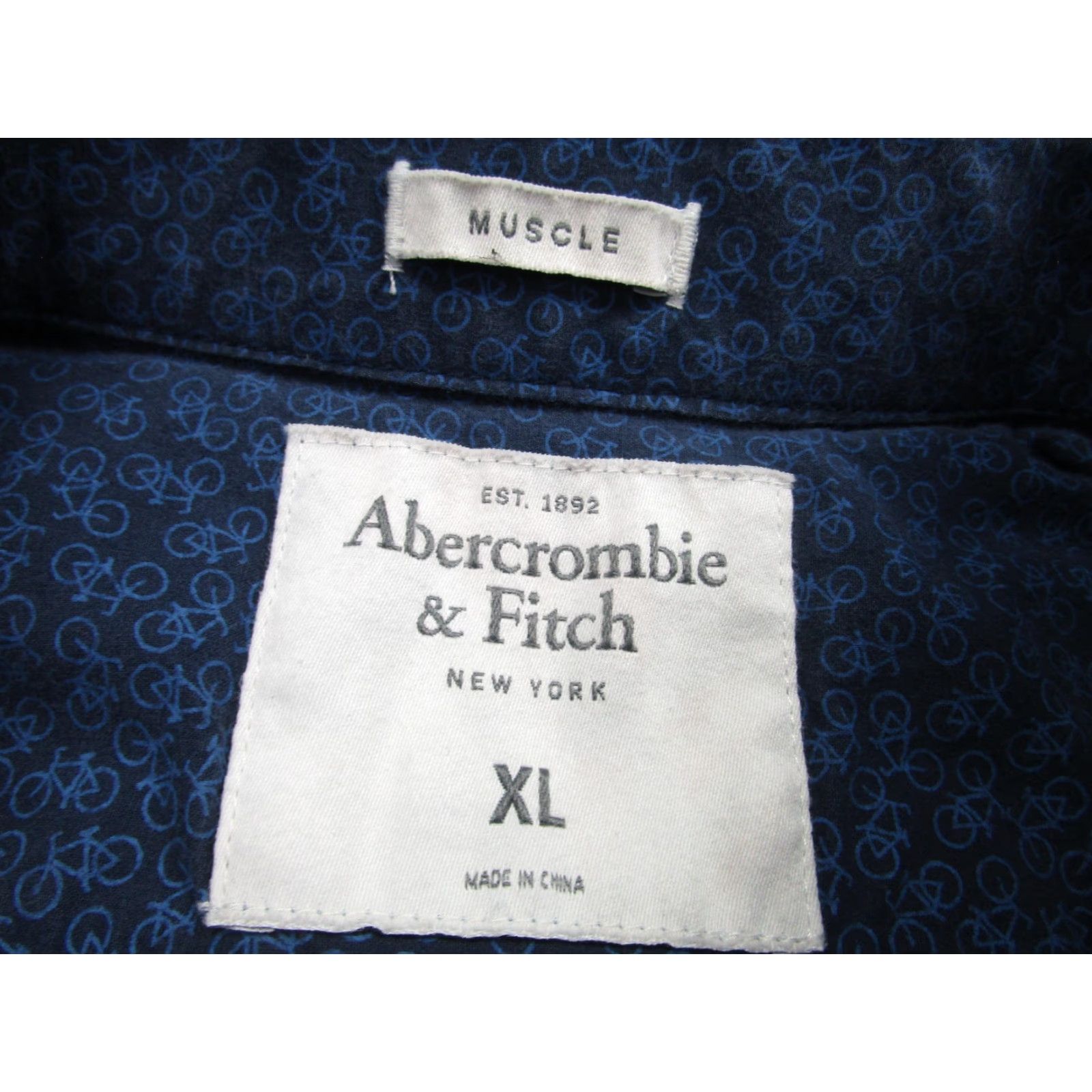 Abercrombie & Fitch Abercrombie & Fitch Shirt Mens XL Button-Down Bicycle Print Muscle Fit Casual Blue Size US XL / EU 56 / 4 - 4 Thumbnail