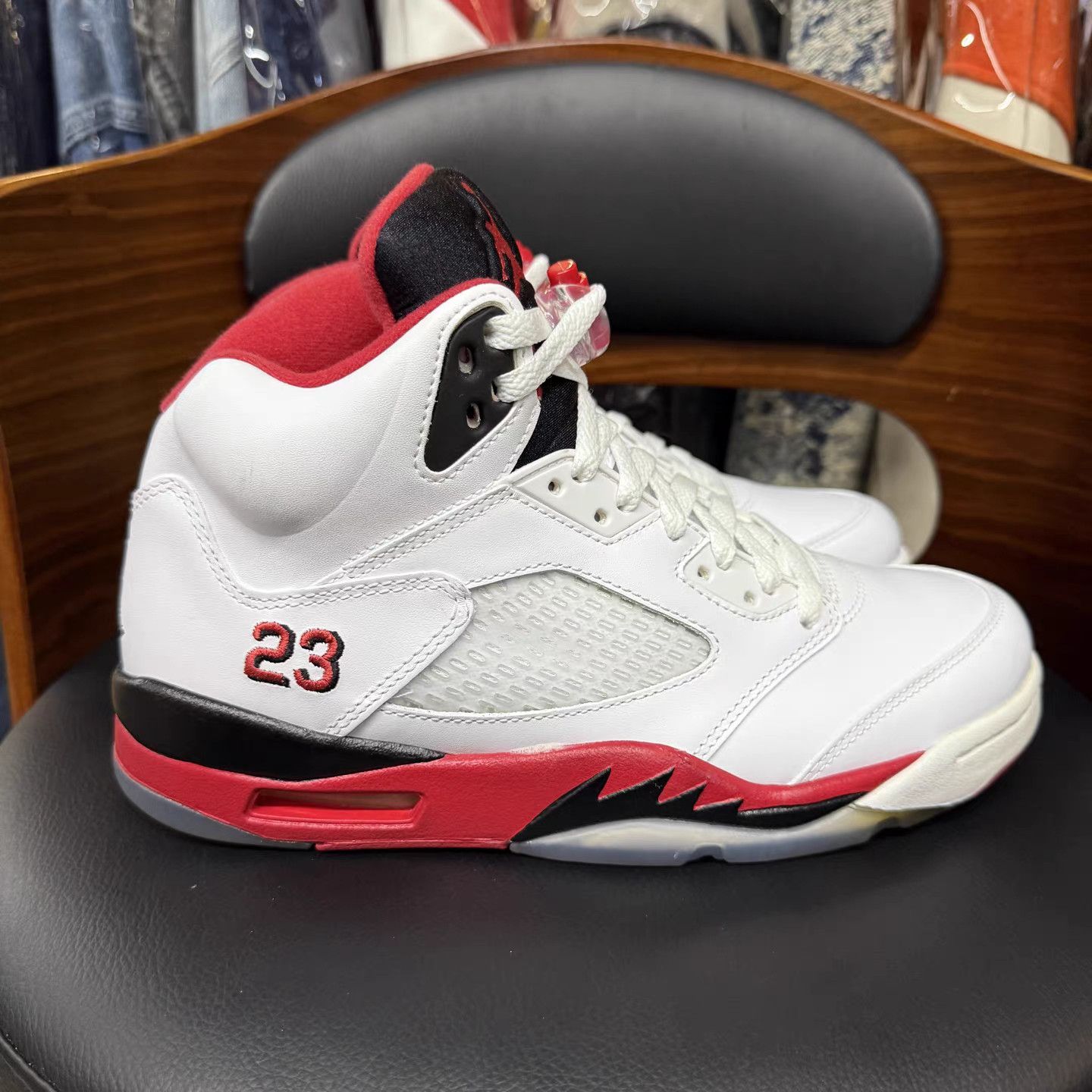 Jordan Brand Air Jordan 5 "Fire Red" K15 Size US 8 / EU 41 - 4 Thumbnail