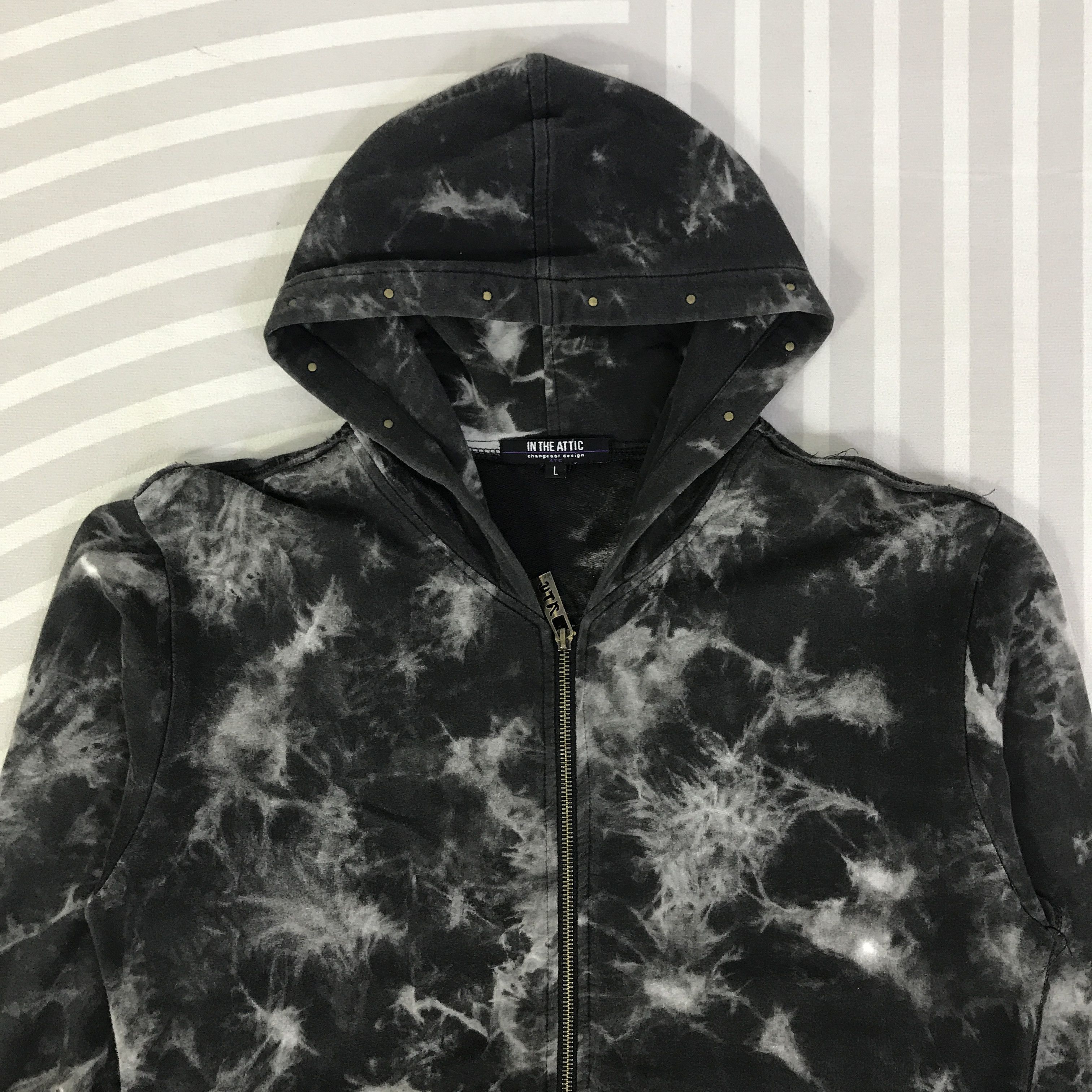 In The Attic Gothic style In The Attic Japan Hoodies K96B1 Size US L / EU 52-54 / 3 - 2 Thumbnail