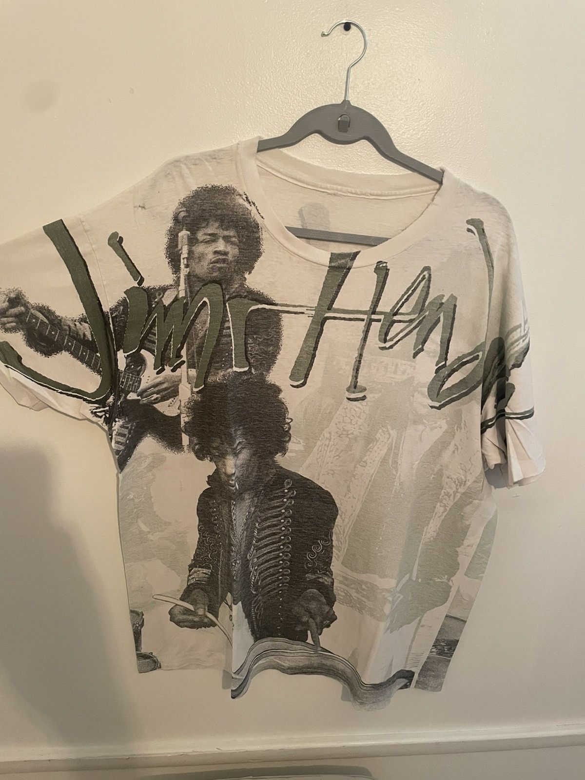 Hanes × Vintage Jimi Hendrix All Over Print Graphic Tee • XL Size US XL / EU 56 / 4 - 1 Thumbnail