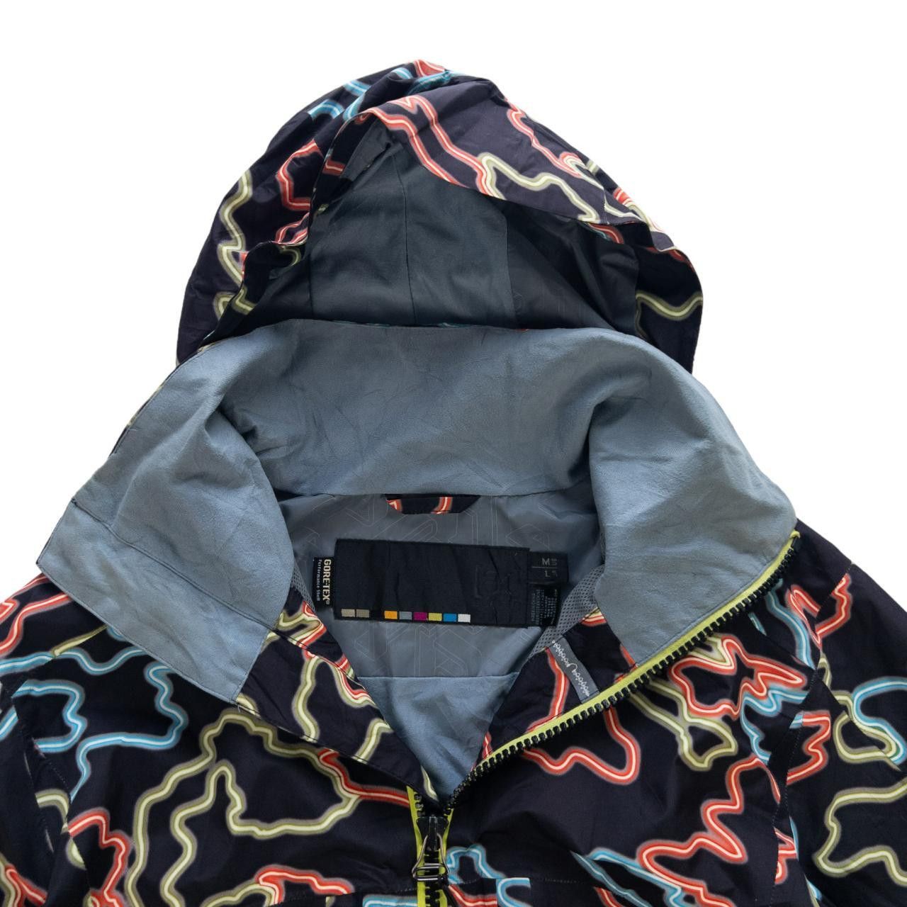 Burton Vintage Burton Gore Tex Neon Snowboarding Jacket Size M Size US M / EU 48-50 / 2 - 3 Thumbnail