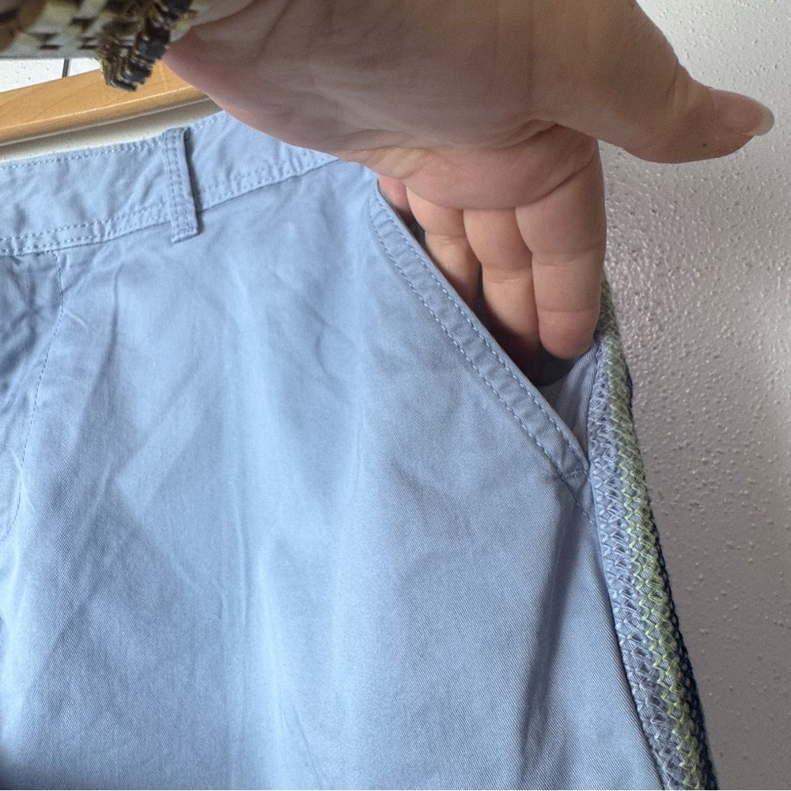 Gap Gap Embroidered Stripe Blue 3” Flat Front Shorts Women’s 14 Size 36" / US 14 / IT 50 - 9 Thumbnail