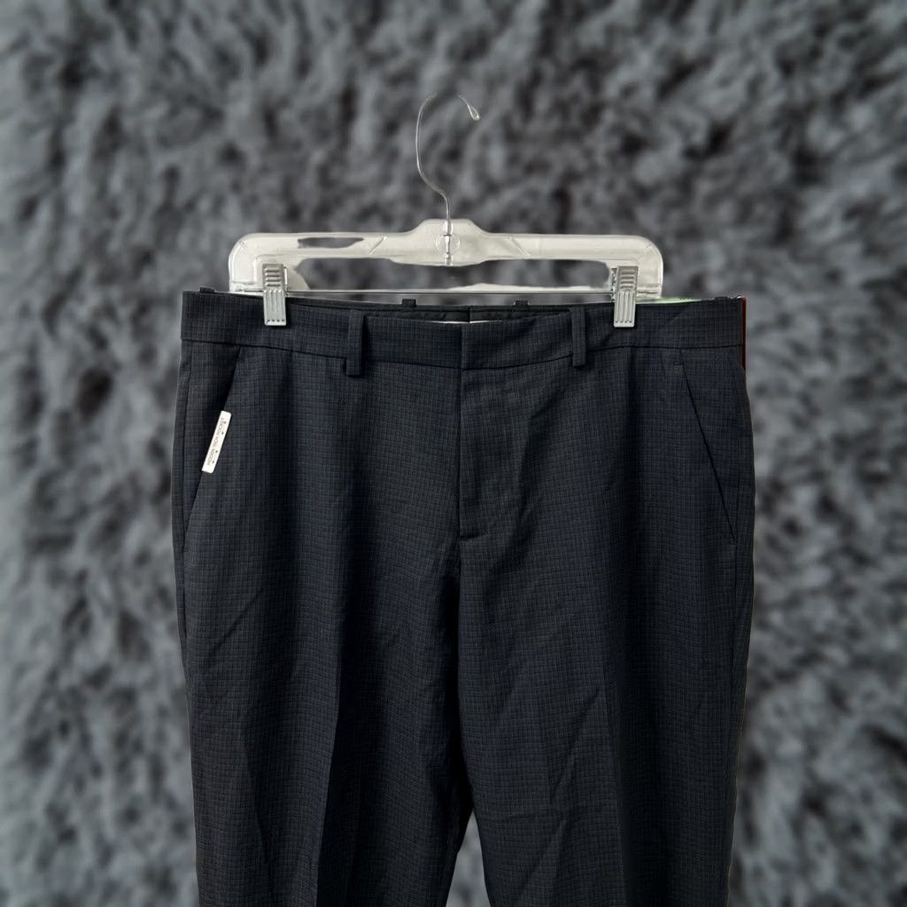 Perry Ellis Perry Ellis Portfolio Pants Mens 34x34 Black Modern Fit Dress Pants Wrinkle Resistant Moisture Wicking Pockets Logo Satin Texture Vintage No 1990s Size US 34 / EU 50 - 1 Thumbnail