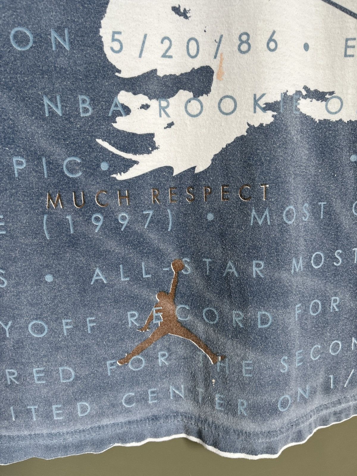 Nike Nike Vintage Extra RARE Jordan Overprinted T-shirt Size US XL / EU 56 / 4 - 9 Thumbnail