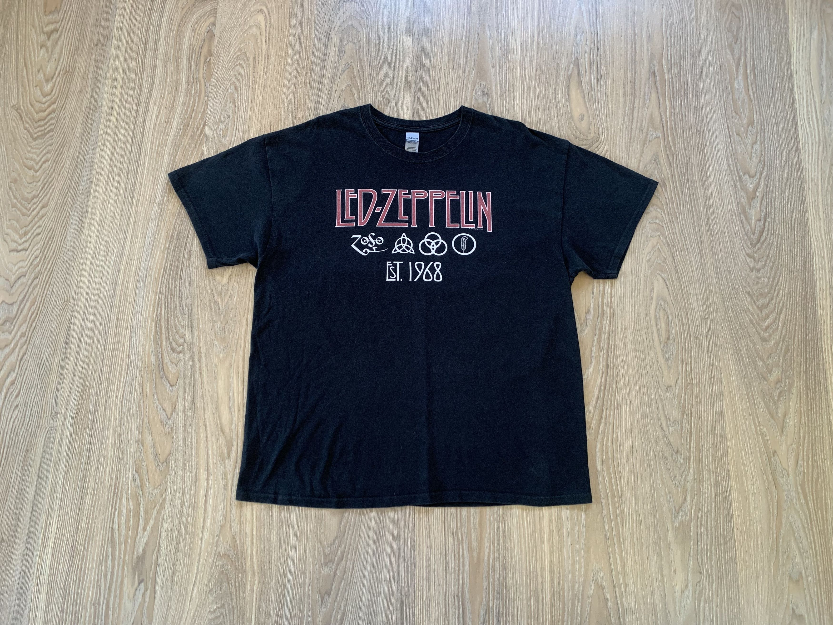 Band Tees Gildan Led Zeppelin Black Printed T Shirt Size US XL / EU 56 / 4 - 1 Thumbnail