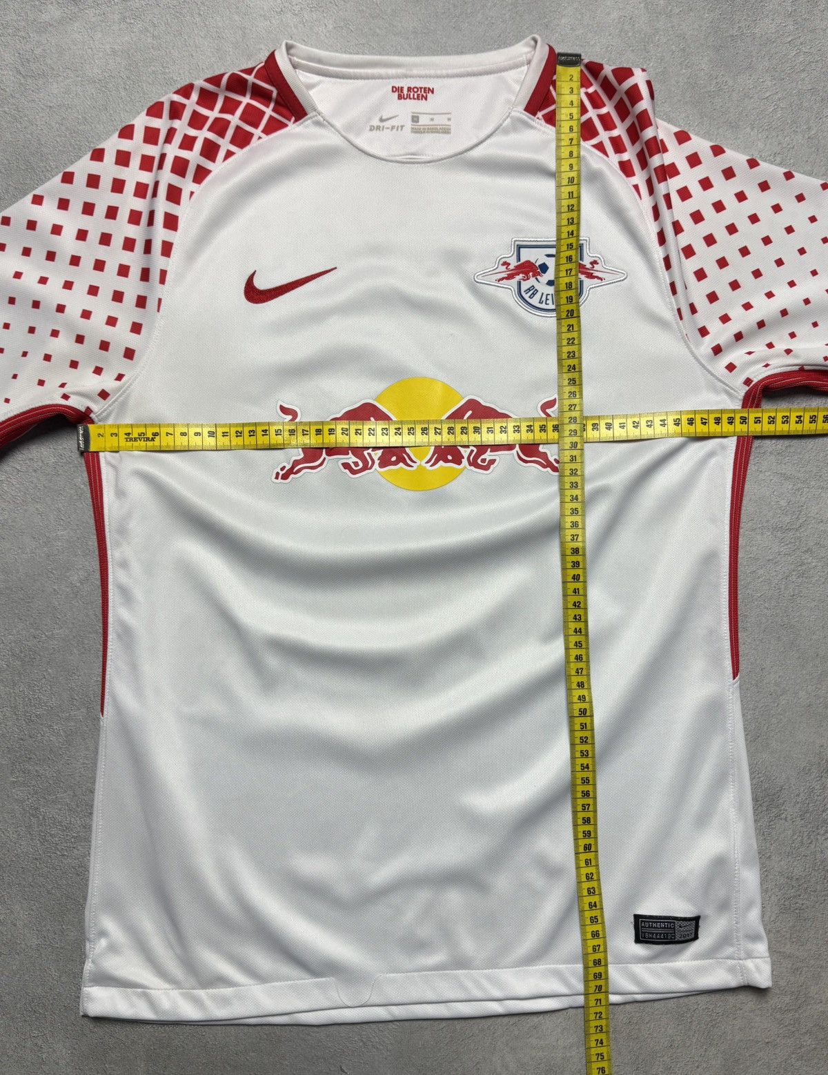 Nike Reb Bull Leipzig 2017 2018 Home Shirt Soccer Jersey Nike Size US M / EU 48-50 / 2 - 20 Thumbnail