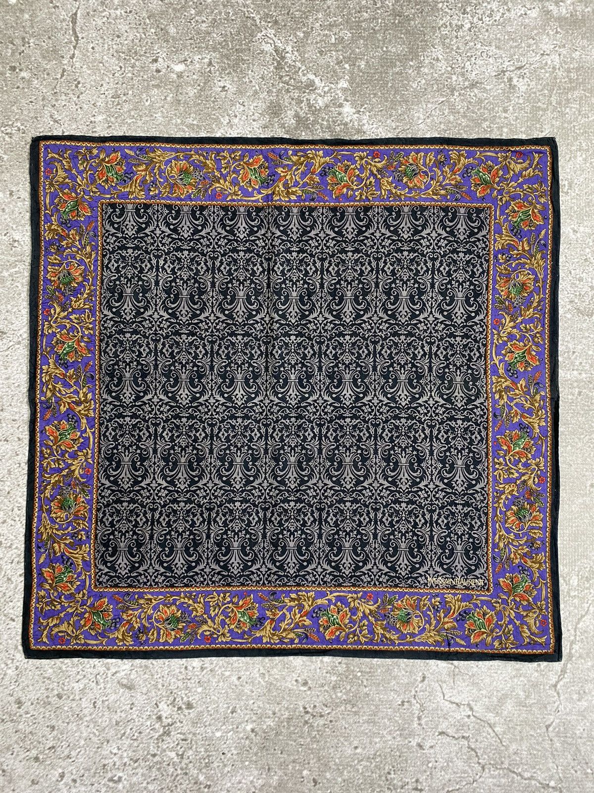 Yves Saint Laurent Yves Saint Laurent Handkerchief / Bandana / Neckerchief Size ONE SIZE - 2 Thumbnail