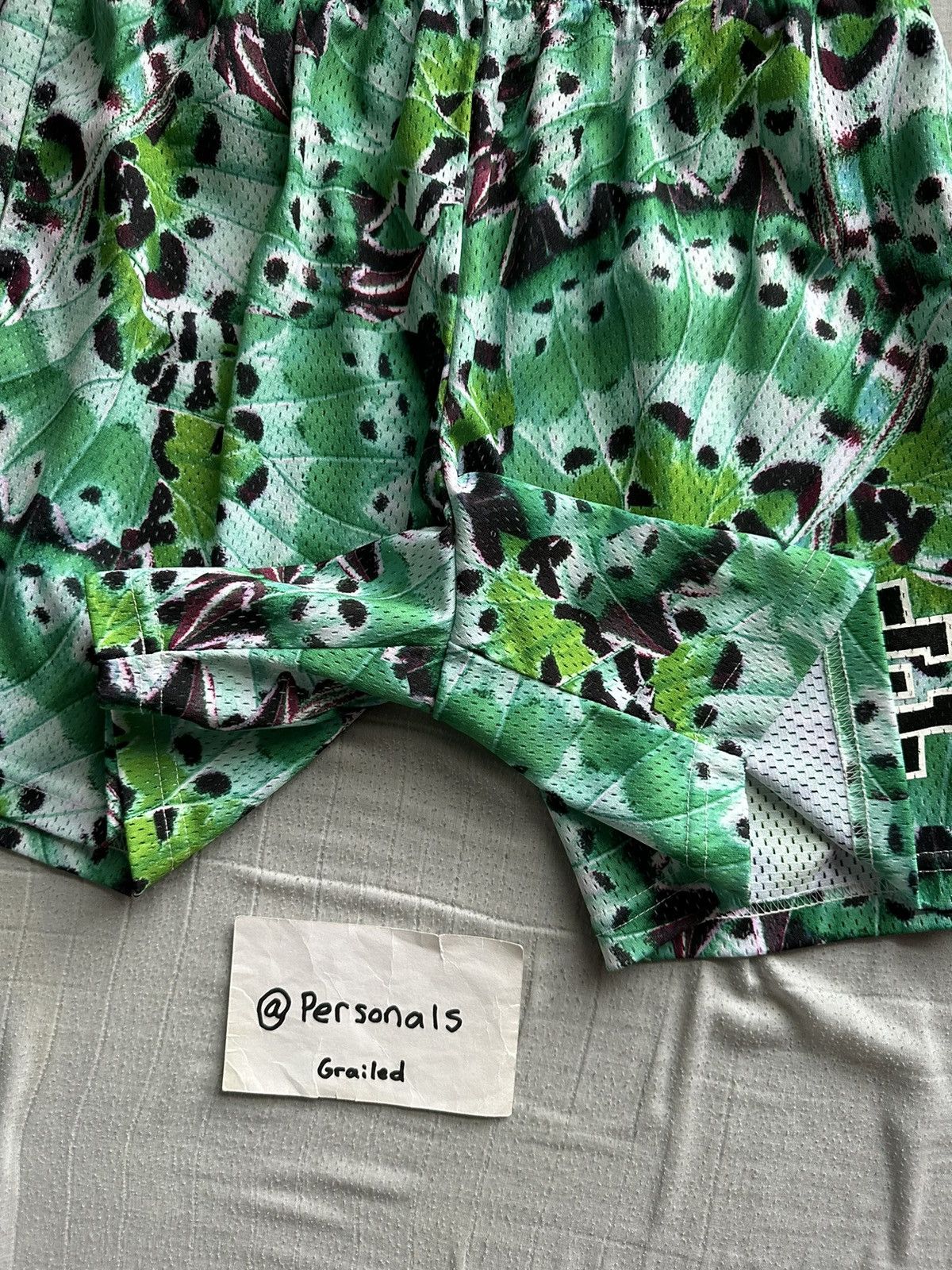 Eric Emanuel Eric Emanuel Butterfly Shorts Large Size US 34 / EU 50 - 5 Thumbnail