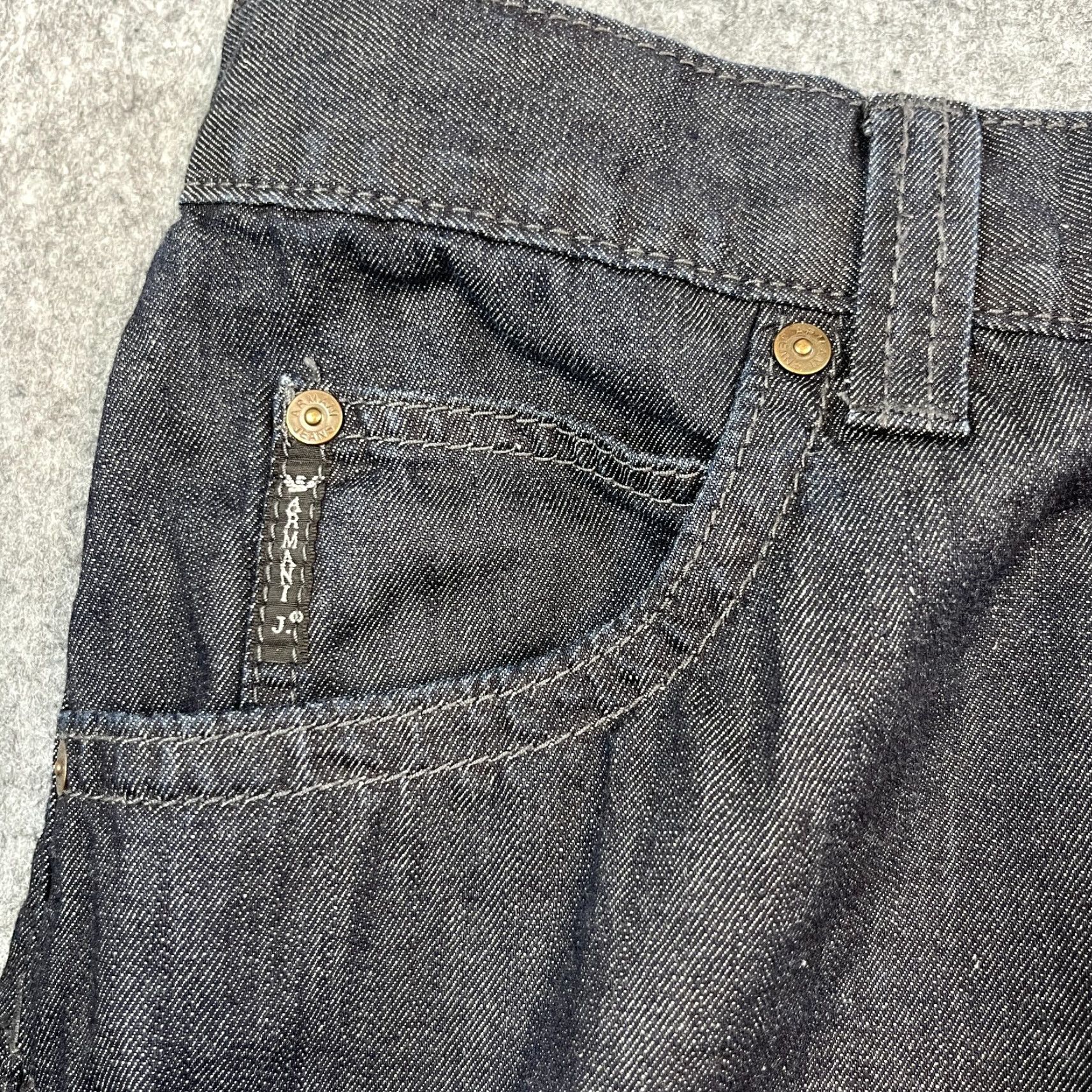 Vintage Armani Jeans Jeans Regular Straight 34 Dark Wash Blue Indigo 100% Cotton GA Mens 34 Blue Size US 34 / EU 50 - 7 Thumbnail