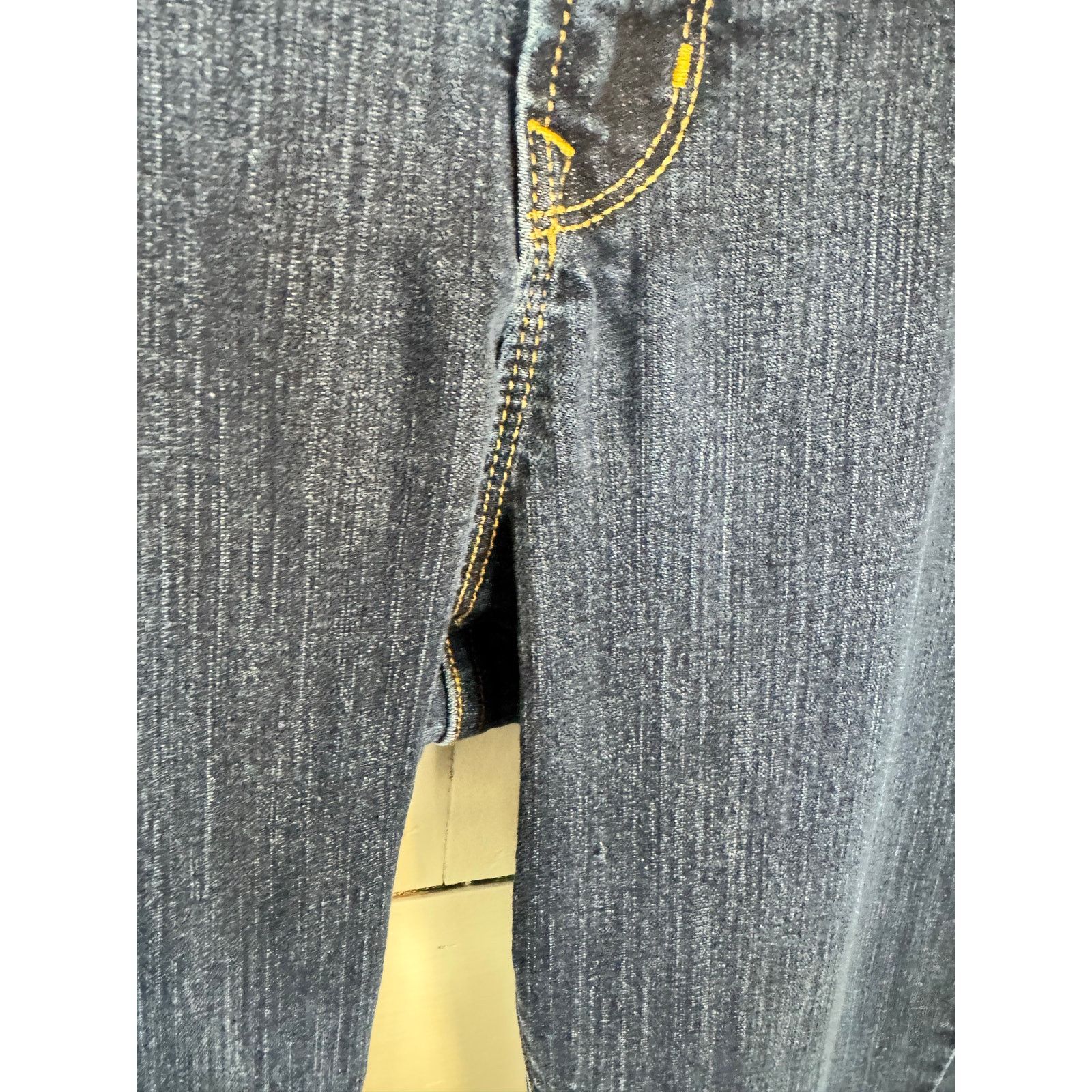Old Navy Old Navy Straight Cut Jeans Women's Size 14 Size 36" / US 14 / IT 50 - 3 Thumbnail