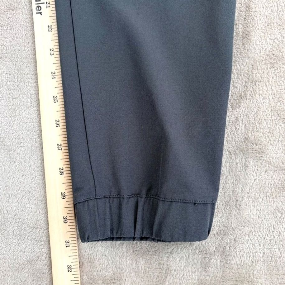 Vuori Vuori Transit Jogger Pants Gray Athletic Men Large L Slim Tapered Stretch Performance Gym & Training Joggers Size US 33 - 7 Thumbnail