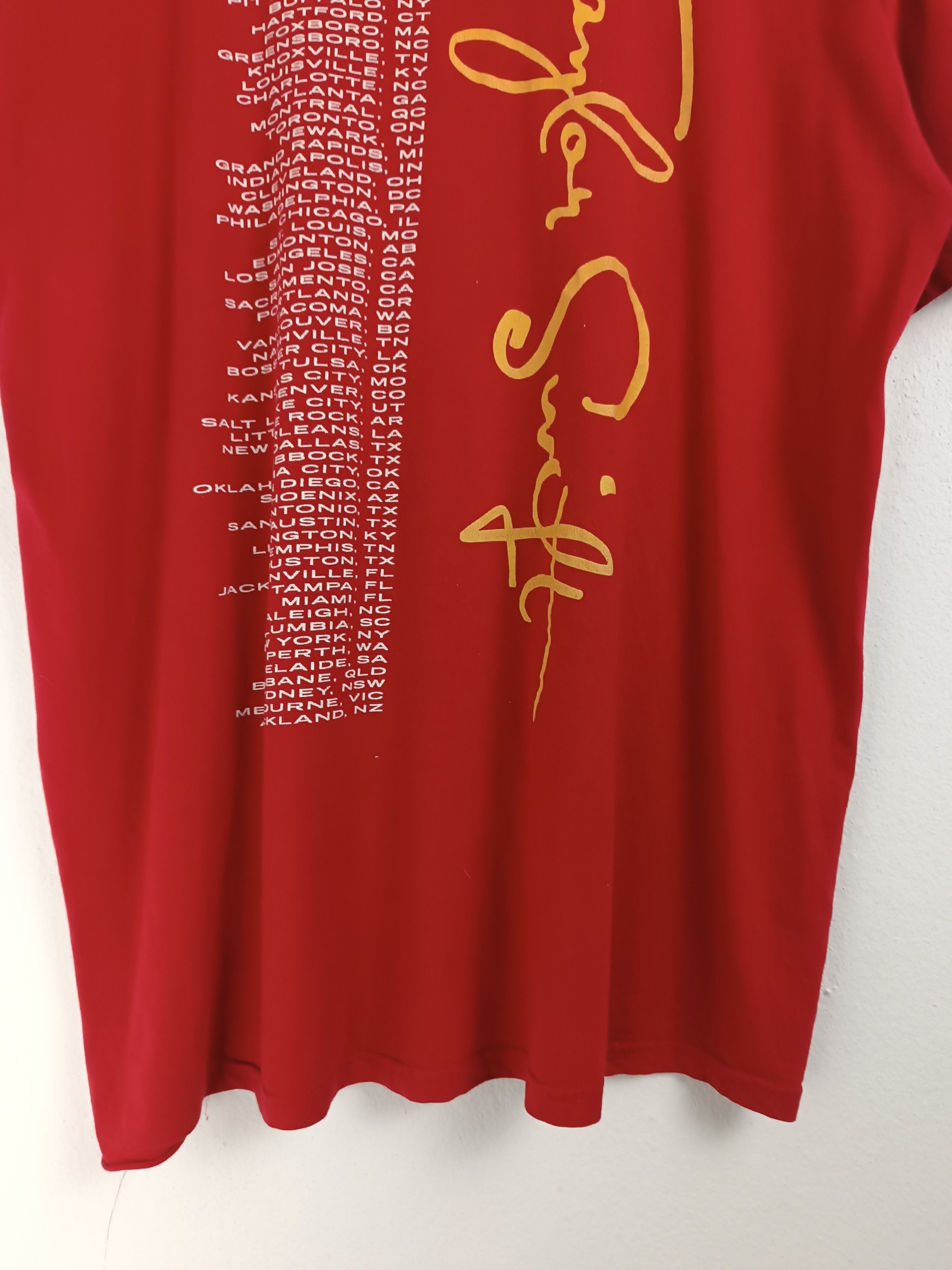 Rap Tees VINTAGE DISTRESSED TAYLOR SWIFT SPEAK NOW TOUR TEE Size US M / EU 48-50 / 2 - 16 Thumbnail