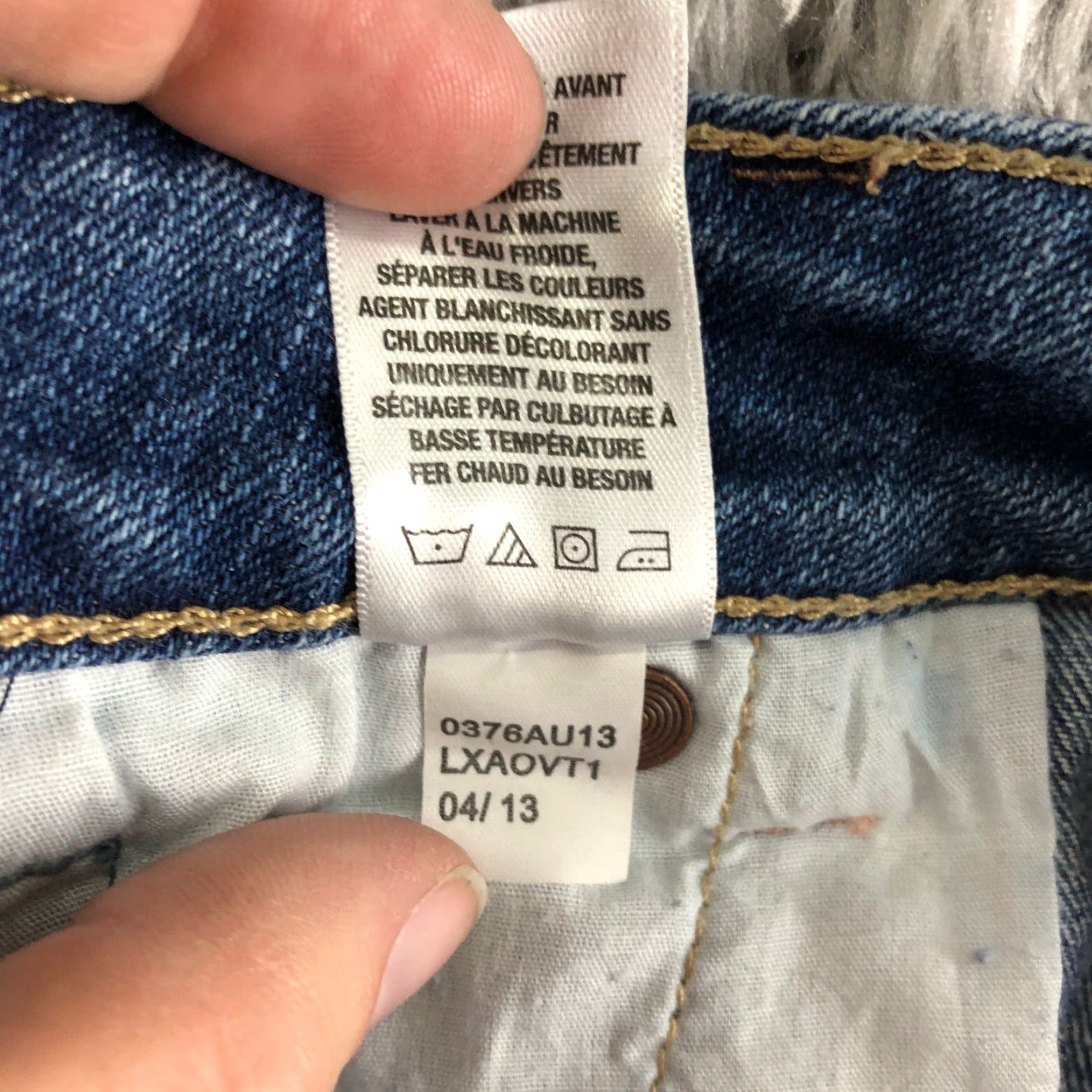 Vintage Aéropostale Denim Jean Shorts Womens Juniors Size 3/4 Mid Rise Blue Medium Wash 3/4? Size 27" / US 4 / IT 40 - 8 Thumbnail
