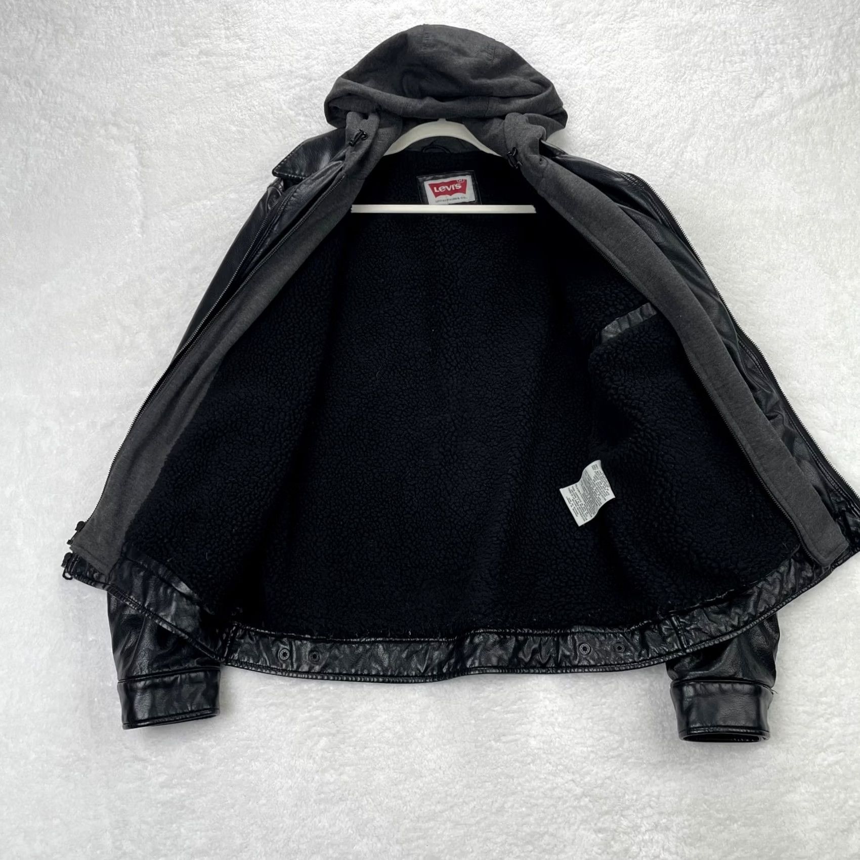 Levi's VTG Levi's Jacket Mens M Black Faux Leather Sherpa Lined Hooded Bomber Coat Jacket/Coat Short Size US M / EU 48-50 / 2 - 6 Thumbnail
