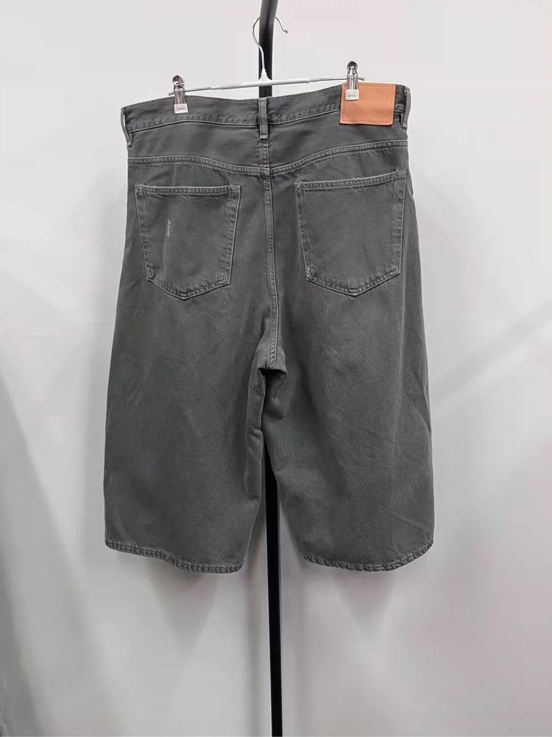 Acne Studios acne studios Ripped six-inch jeans 2505-Nextarrow Size US 33 - 2 Thumbnail