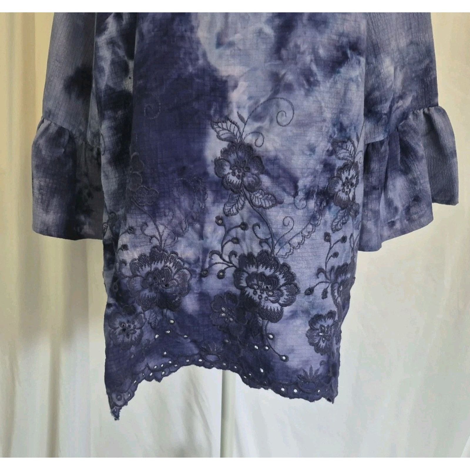 Other New Calessa Womens Embroidered Floral Blue Top Blouse L Size L / US 10 / IT 46 - 3 Thumbnail