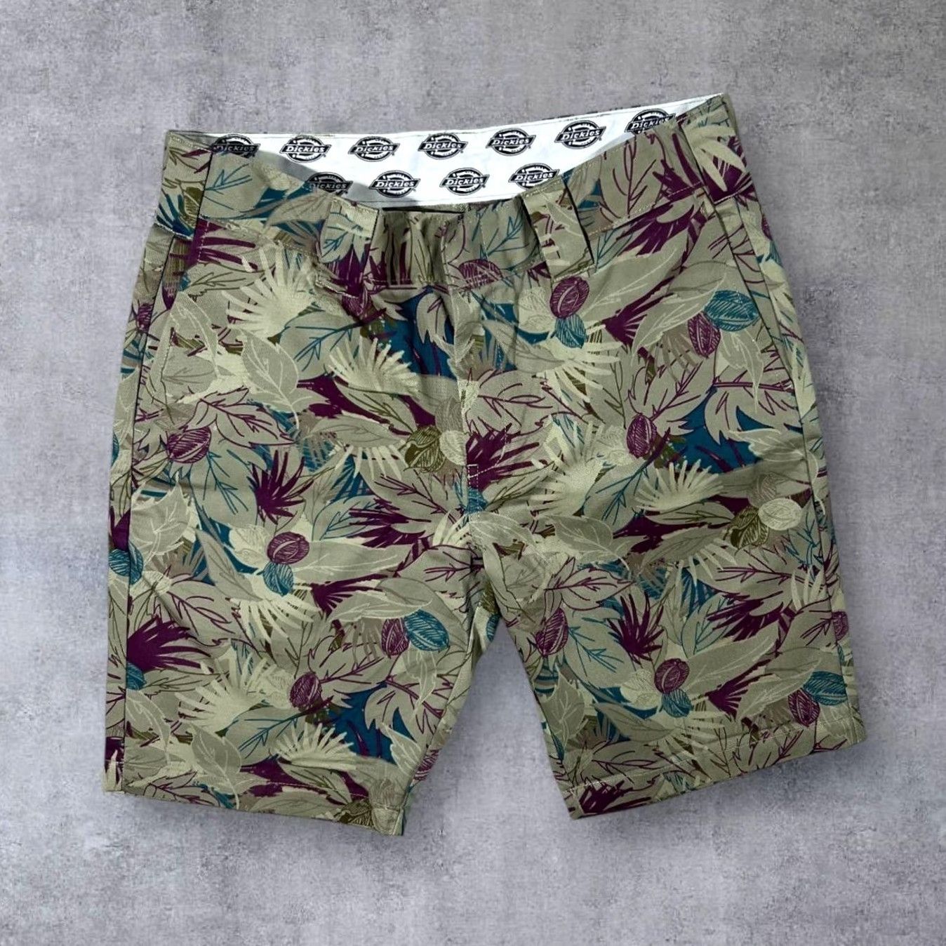 Dickies Dickies Floral Leaf Patterned Skater Cotton Blend Chino Shorts 30 Khaki/Multi Mens Casual Test DC66 Size US 30 / EU 46 - 2 Thumbnail