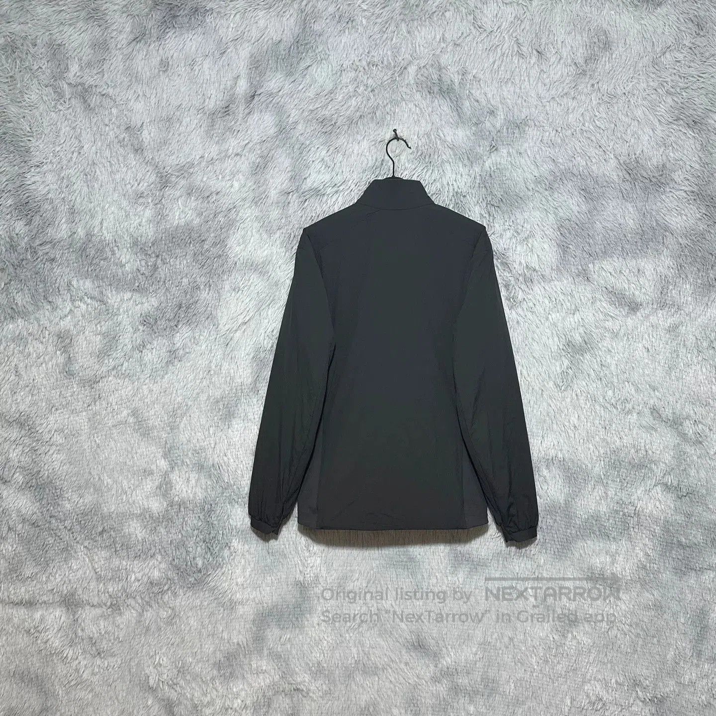 Arc'teryx Arcteryx Atom Jacket in Graphite Gray. Size US S / EU 44-46 / 1 - 2 Thumbnail