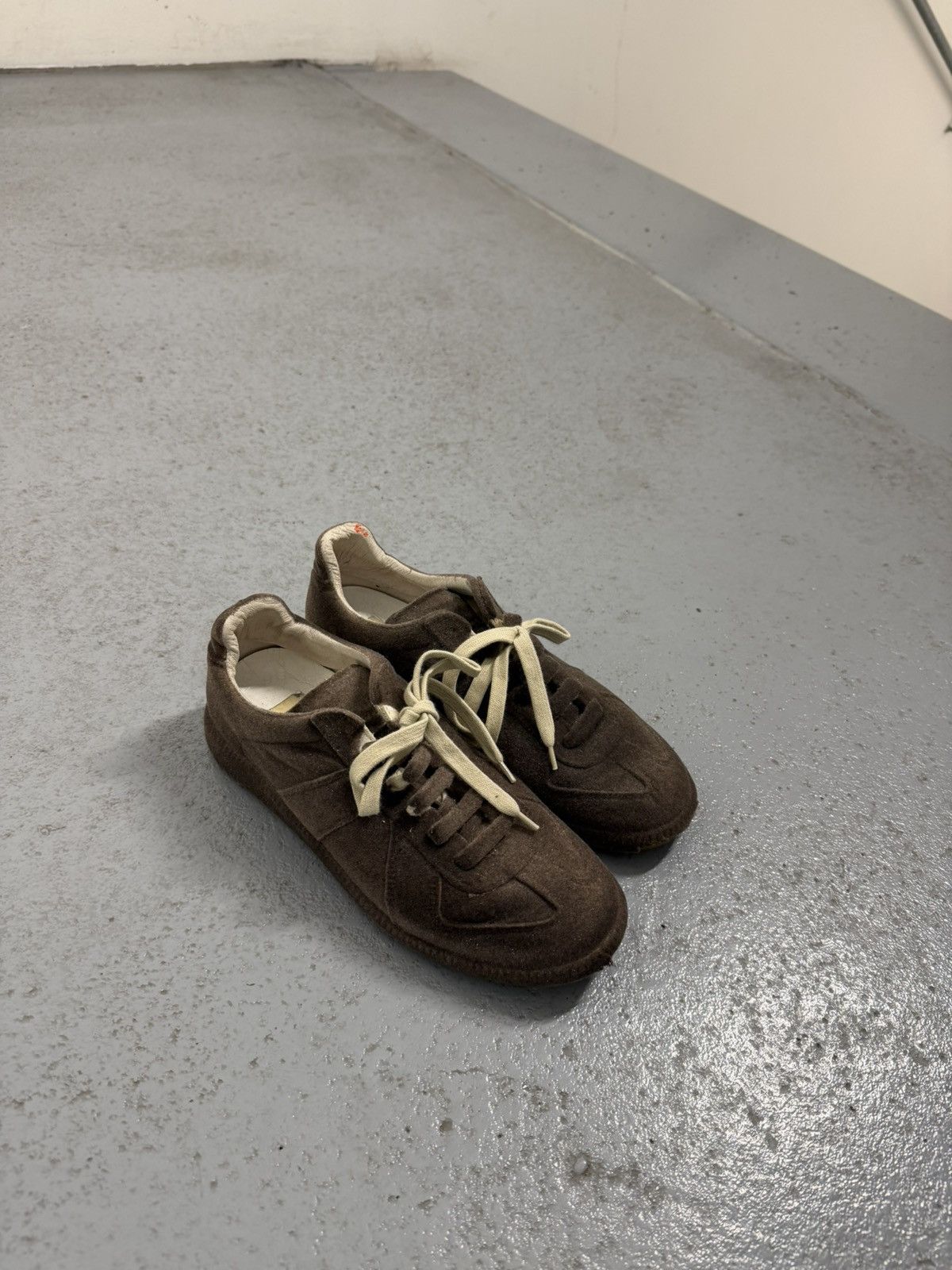 Maison Margiela Maison Margiela Replica Velour/Velvet Sneakers Size US 7 / IT 37 - 2 Thumbnail