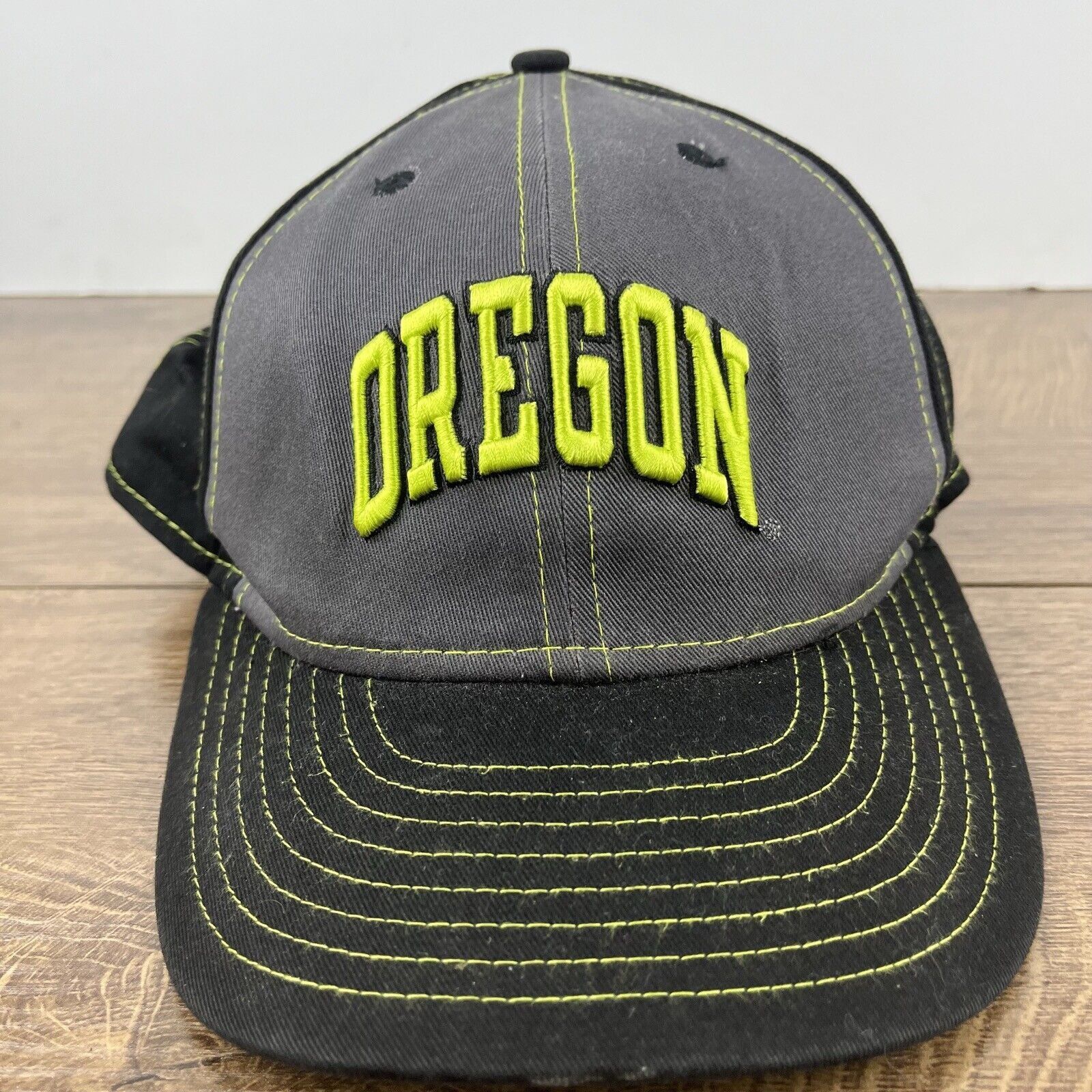 New Era Oregon Ducks Gray Hat New Era 9FIFTY Snapback Hat Adjustable Size ONE SIZE - 6 Thumbnail