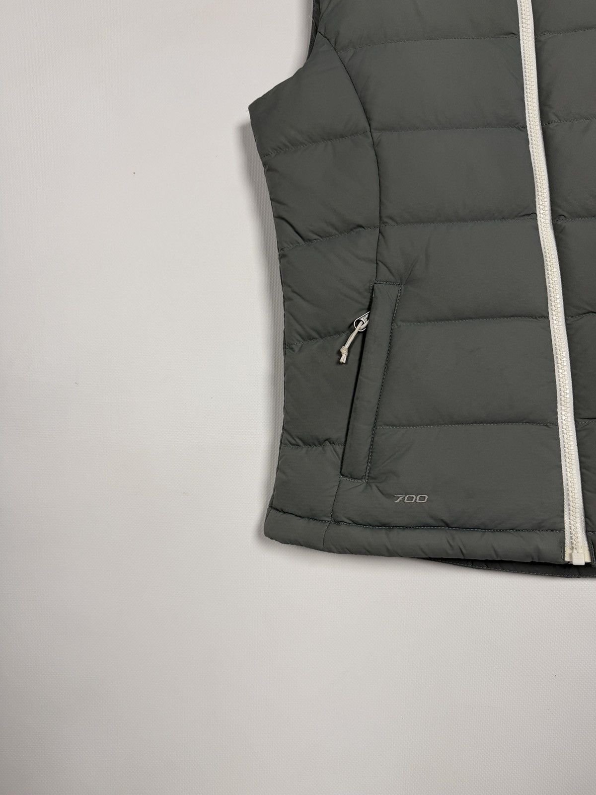 The North Face The North Face 700 Full Zip Down Vest Outdoor Puffer XS Size XS / US 0-2 / IT 36-38 - 4 Thumbnail