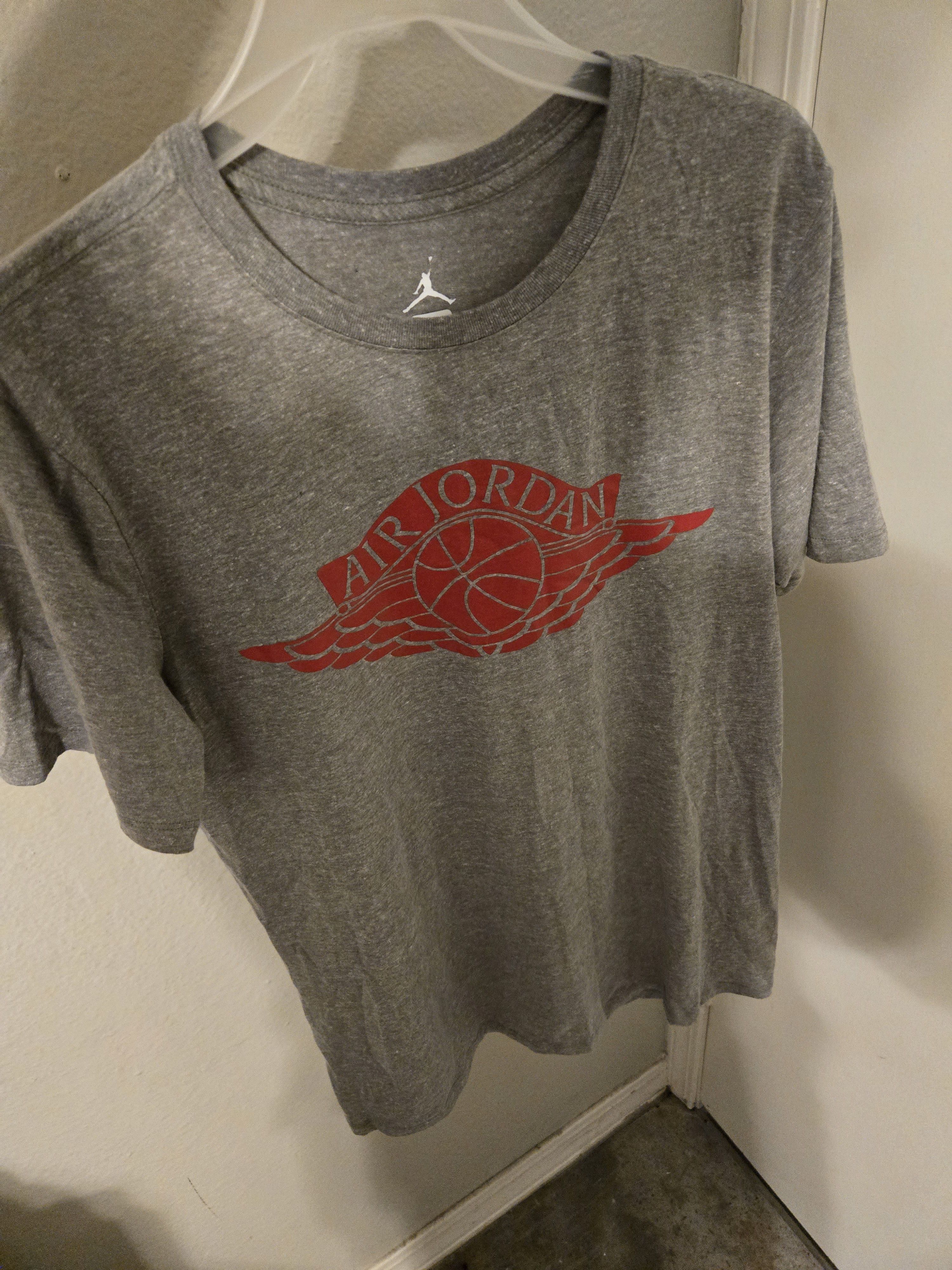 Nike Air Jordan Tee Size US M / EU 48-50 / 2 - 2 Thumbnail