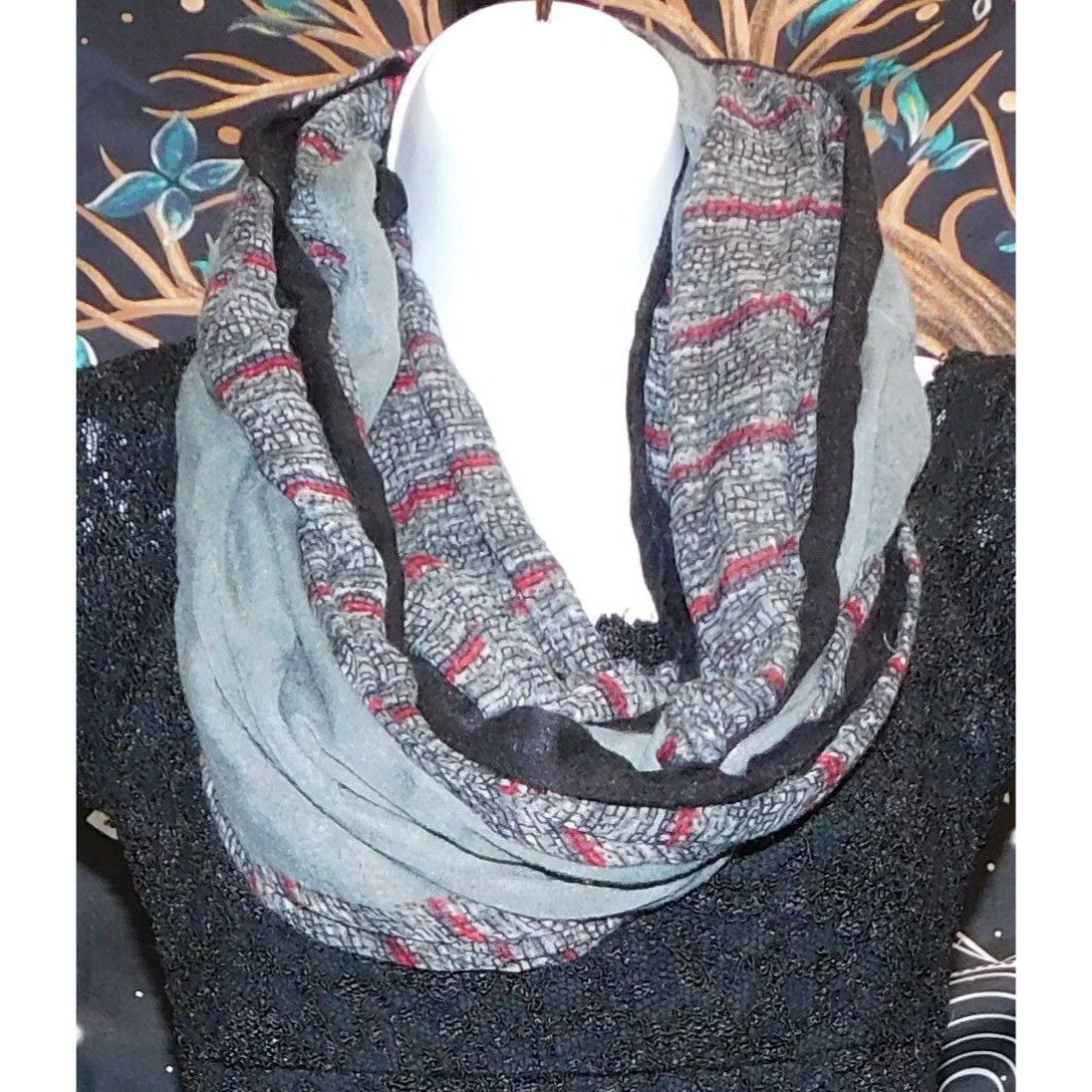 Other Do Everything In Love Infinity Scarf With Mixed Gray Stripes Size ONE SIZE - 5 Thumbnail